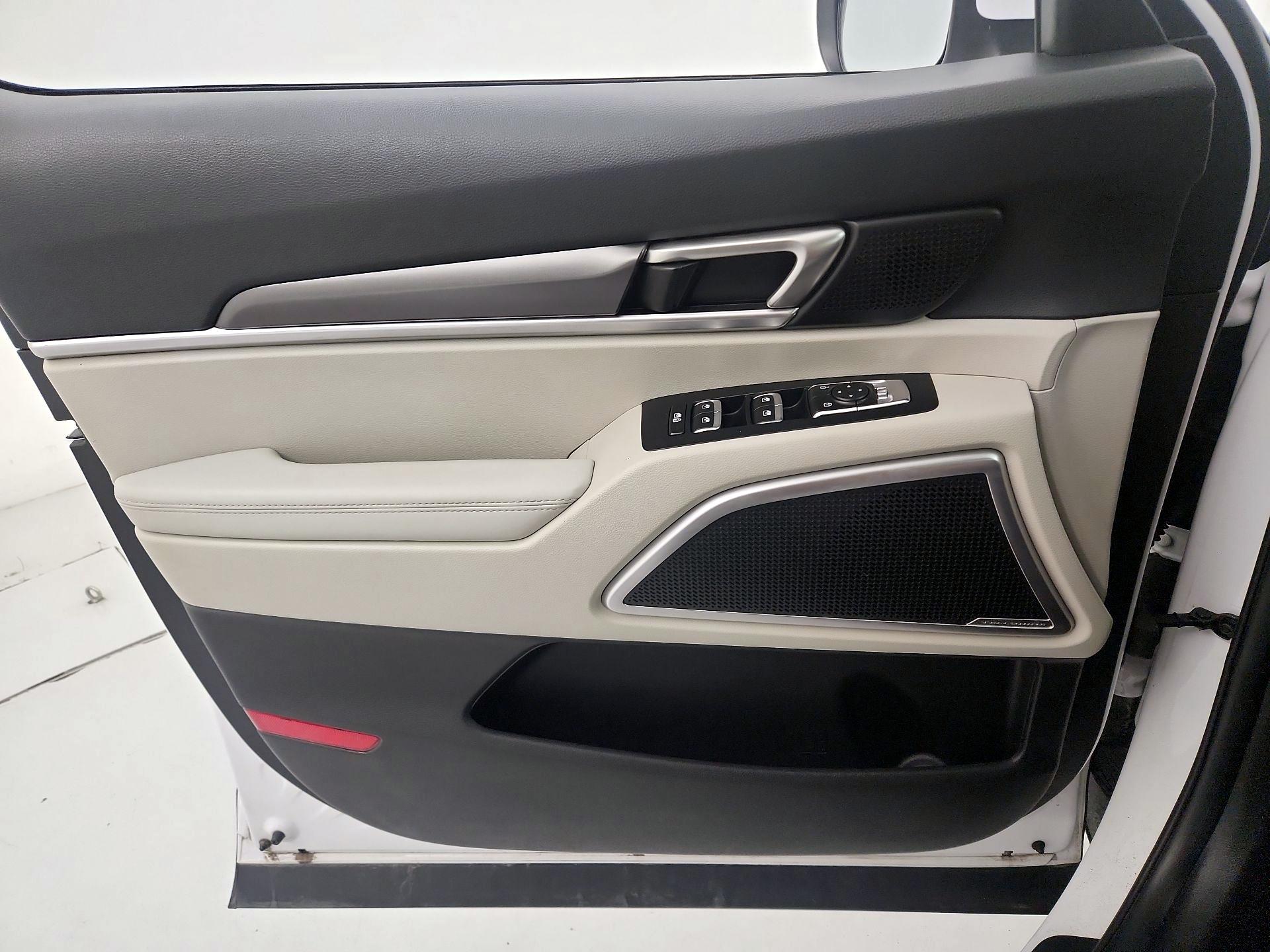 Thumbnail: 2025 Kia Telluride - 12