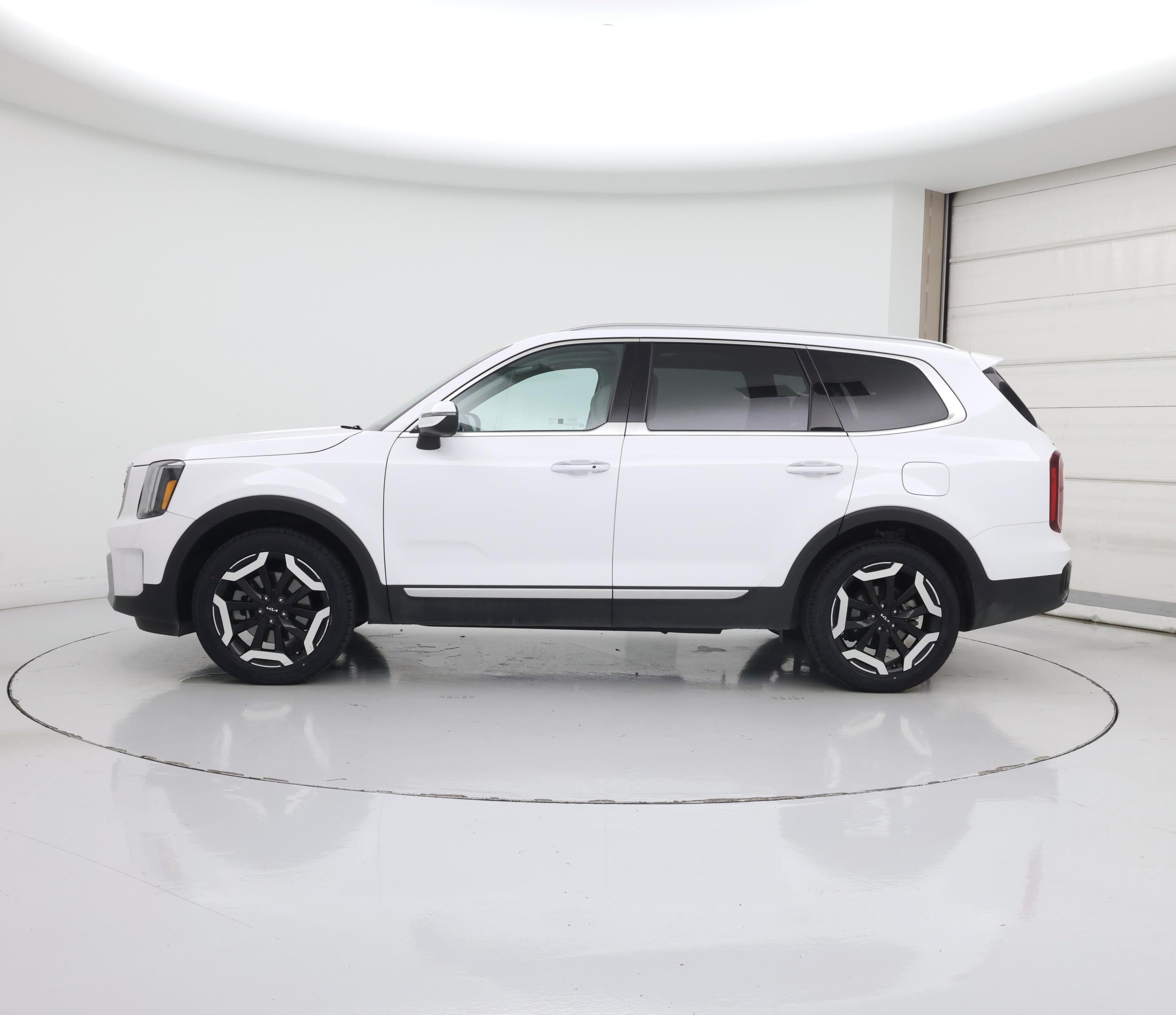 Thumbnail: 2025 Kia Telluride - 3