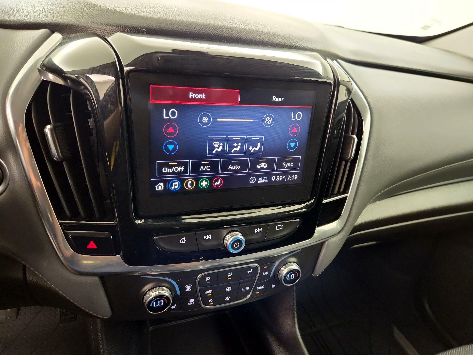 Thumbnail: 2021 Chevrolet Traverse - 15