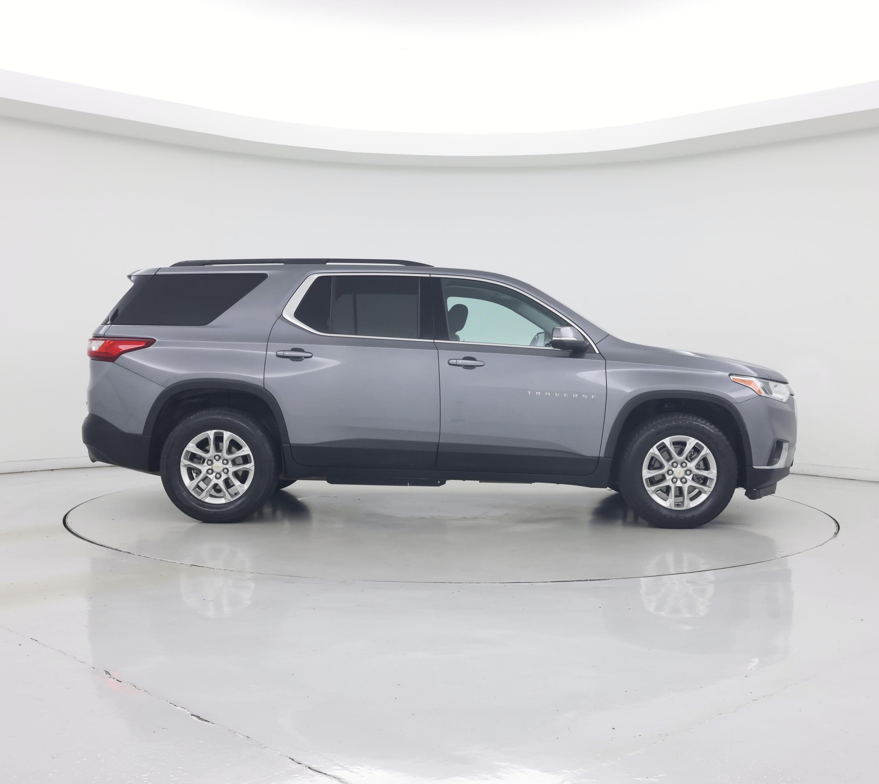 Thumbnail: 2021 Chevrolet Traverse - 7
