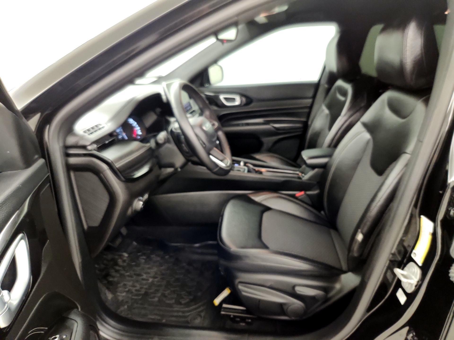 Thumbnail: 2024 Jeep Compass - 11
