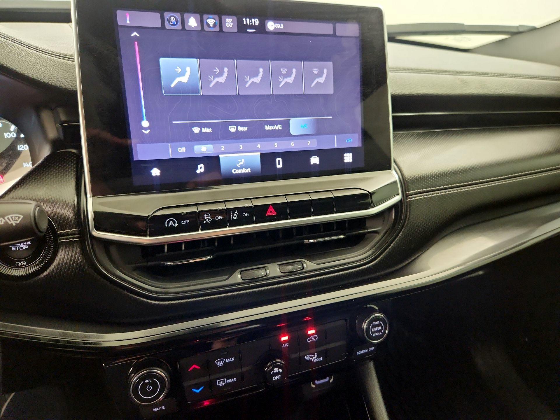 Thumbnail: 2024 Jeep Compass - 16