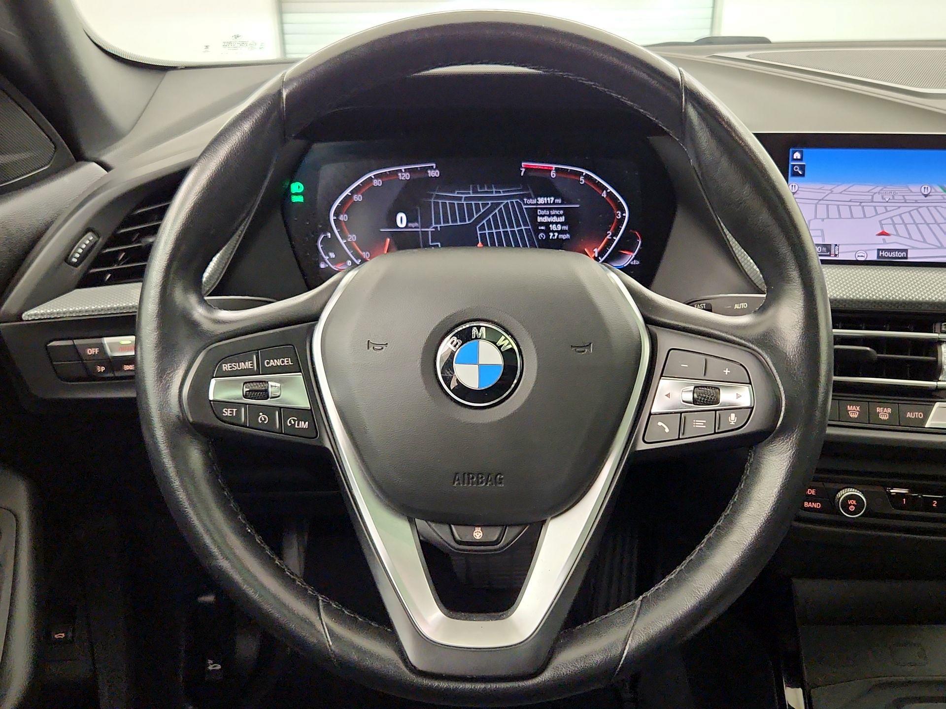 Thumbnail: 2024 BMW 2 Series - 10
