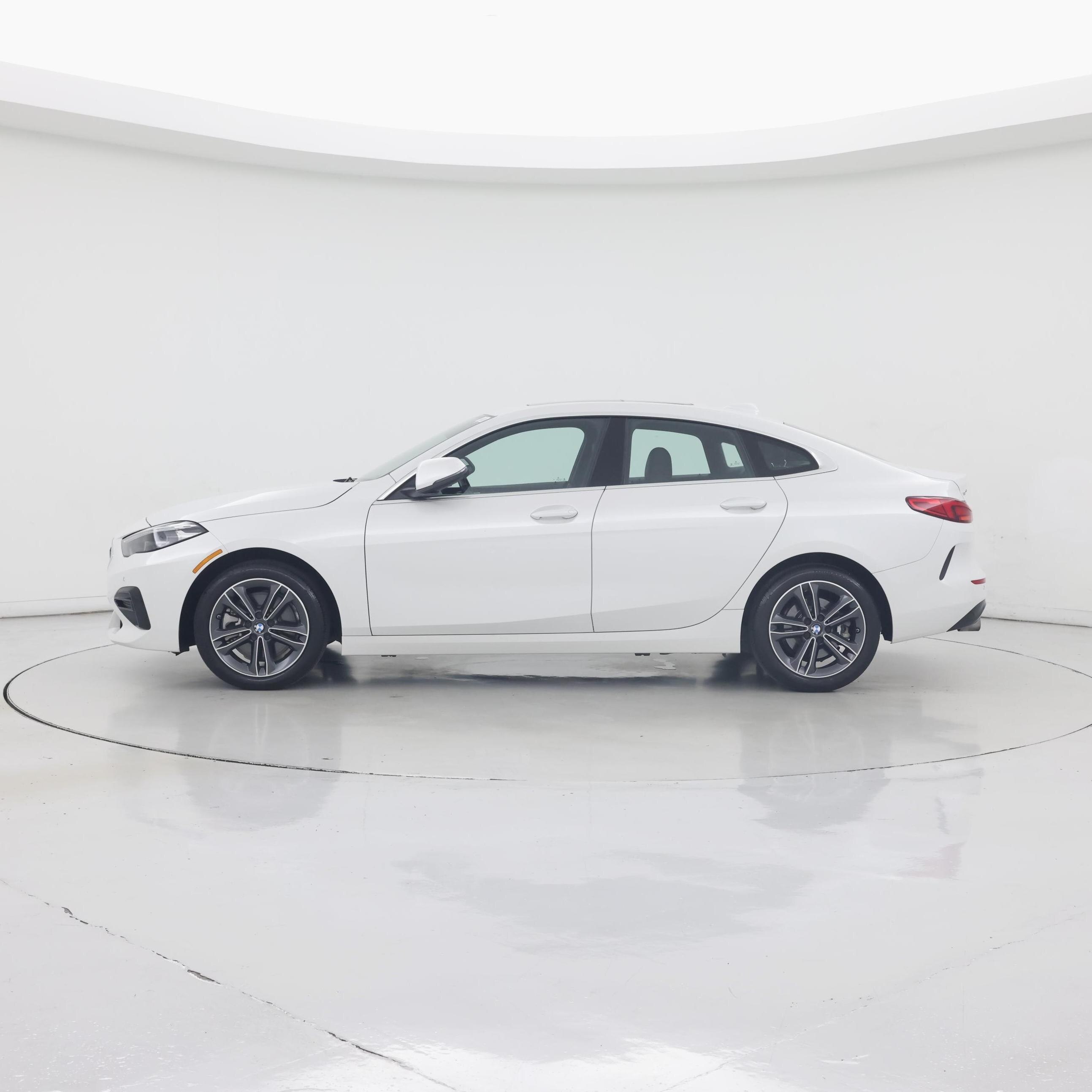 Thumbnail: 2024 BMW 2 Series - 3
