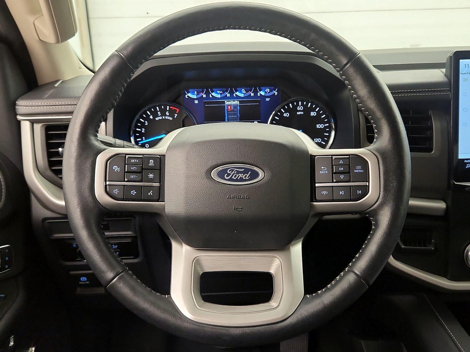 2024 Ford Expedition XLT - Photo 11