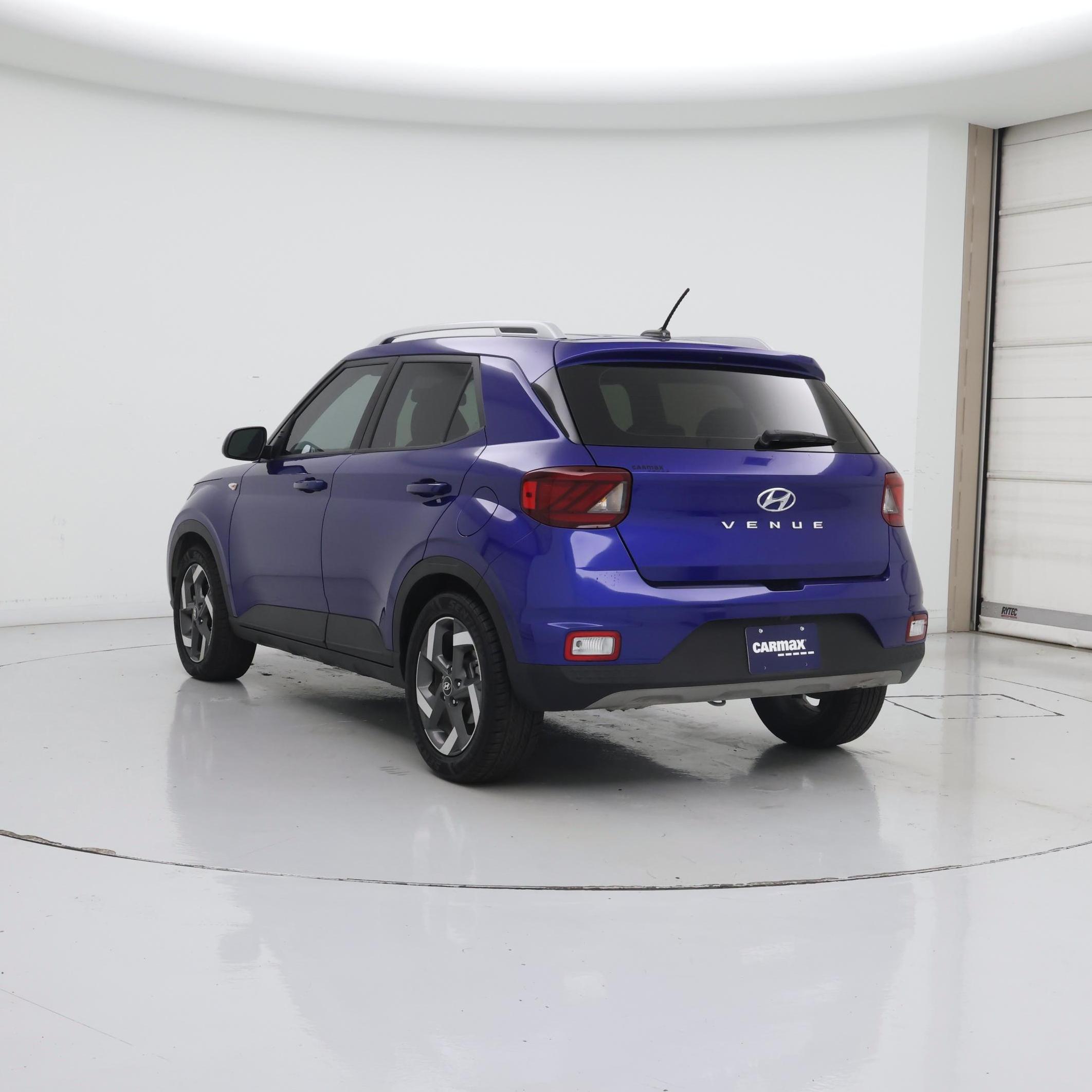Thumbnail: 2023 Hyundai Venue - 2