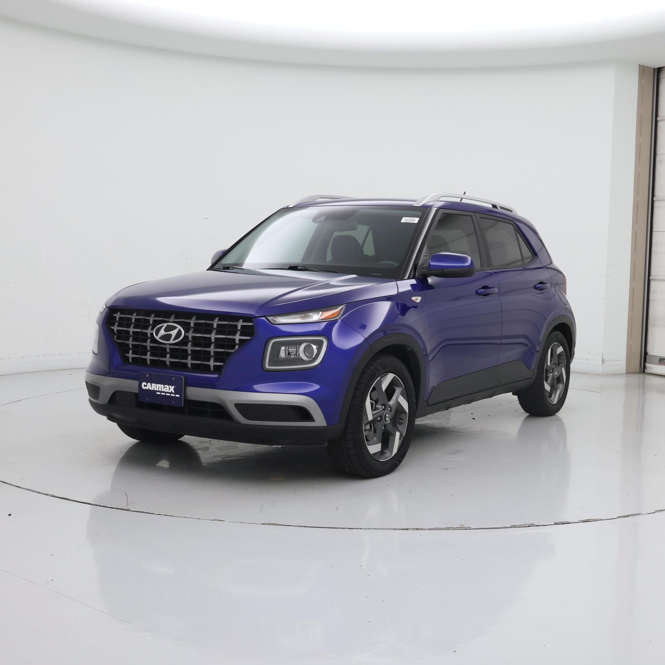 Thumbnail: 2023 Hyundai Venue - 4