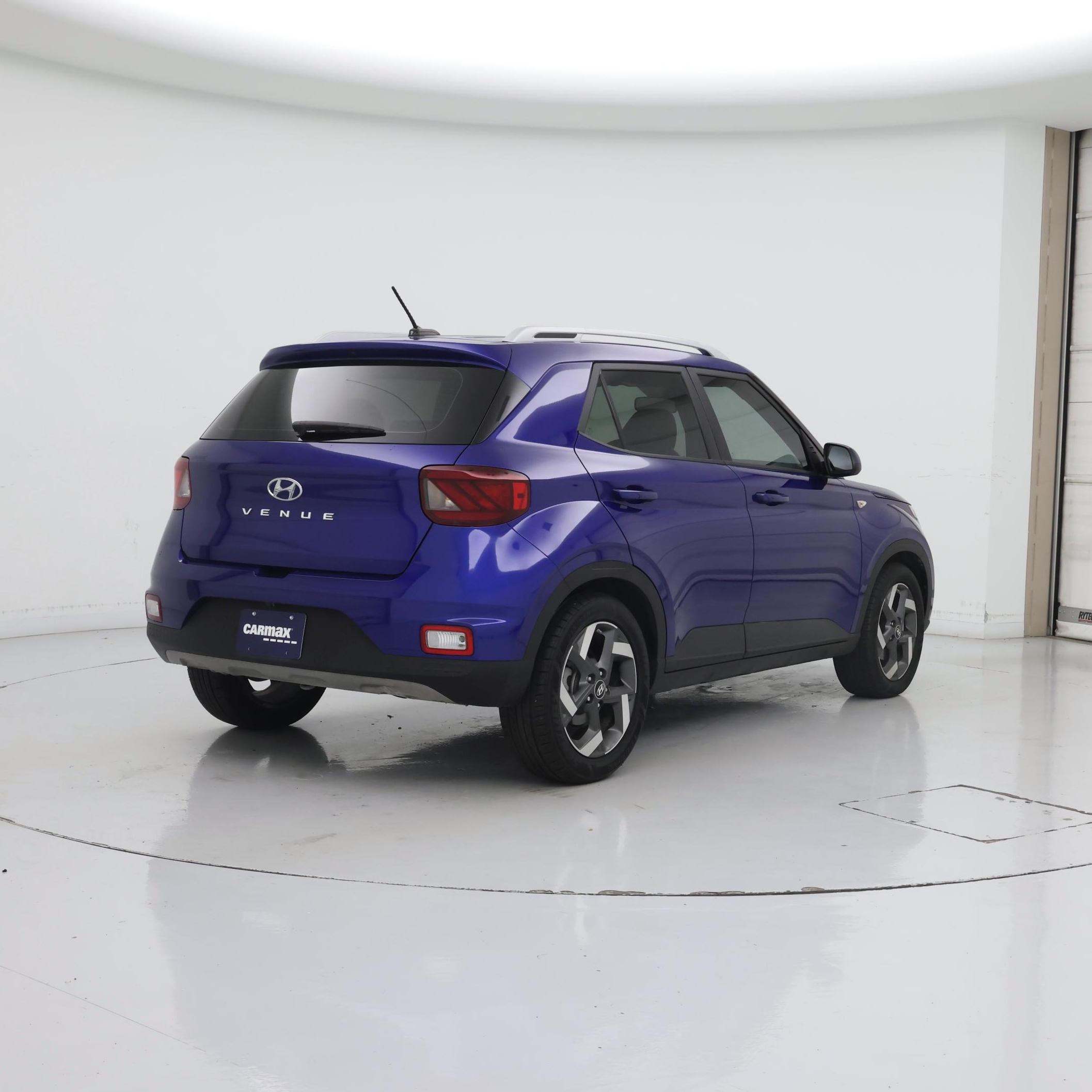 Thumbnail: 2023 Hyundai Venue - 8