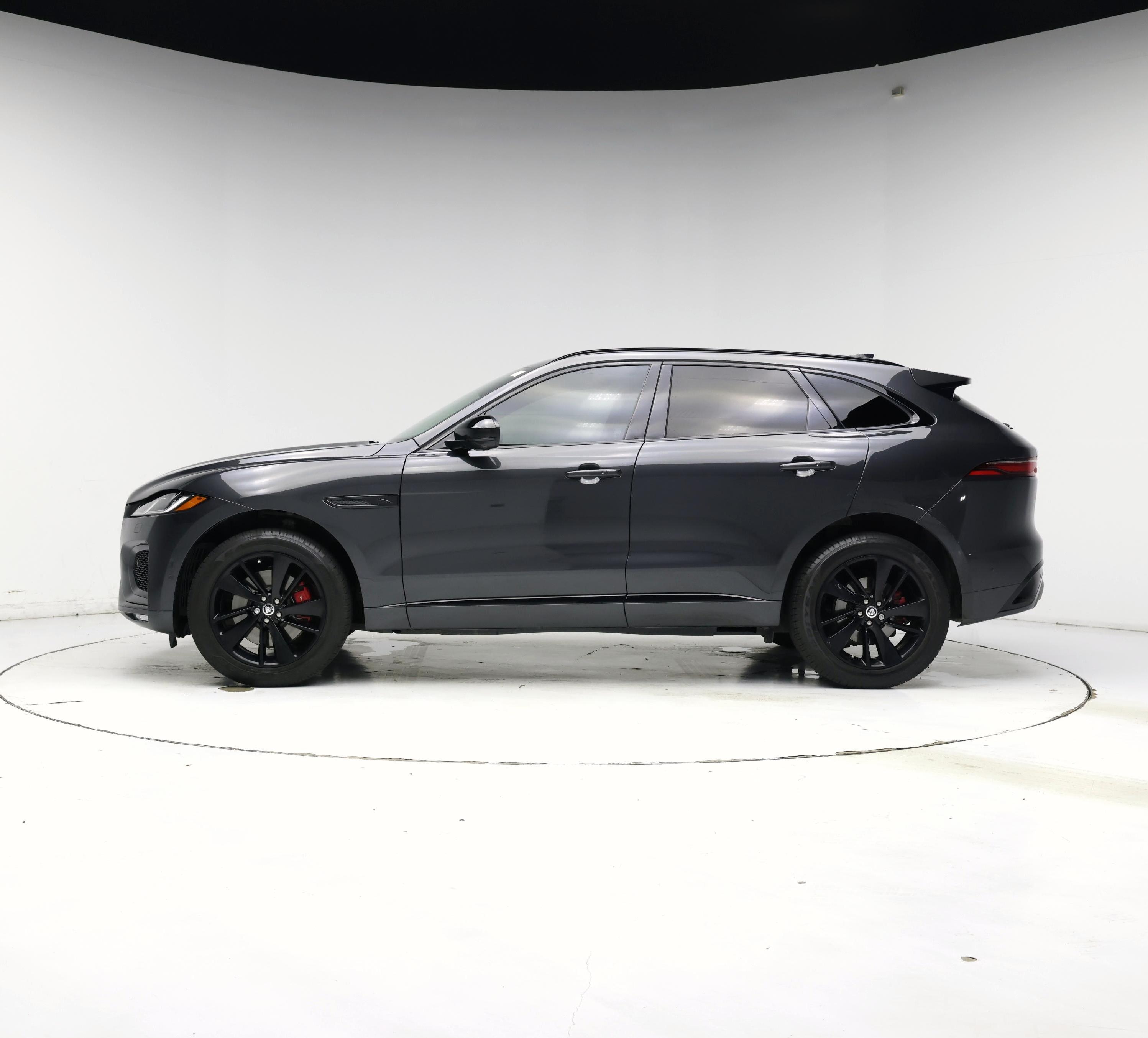 Thumbnail: 2025 Jaguar F-Pace - 3
