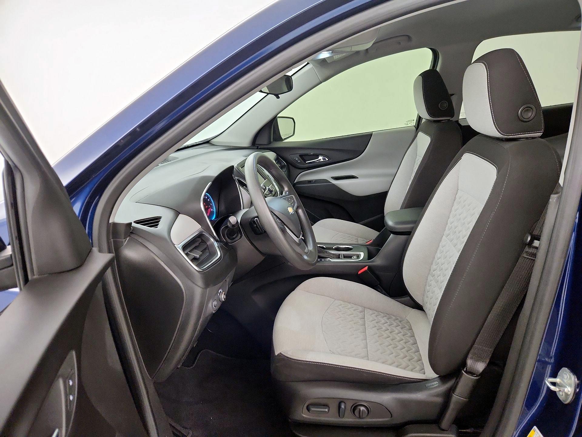 Thumbnail: 2022 Chevrolet Equinox - 11