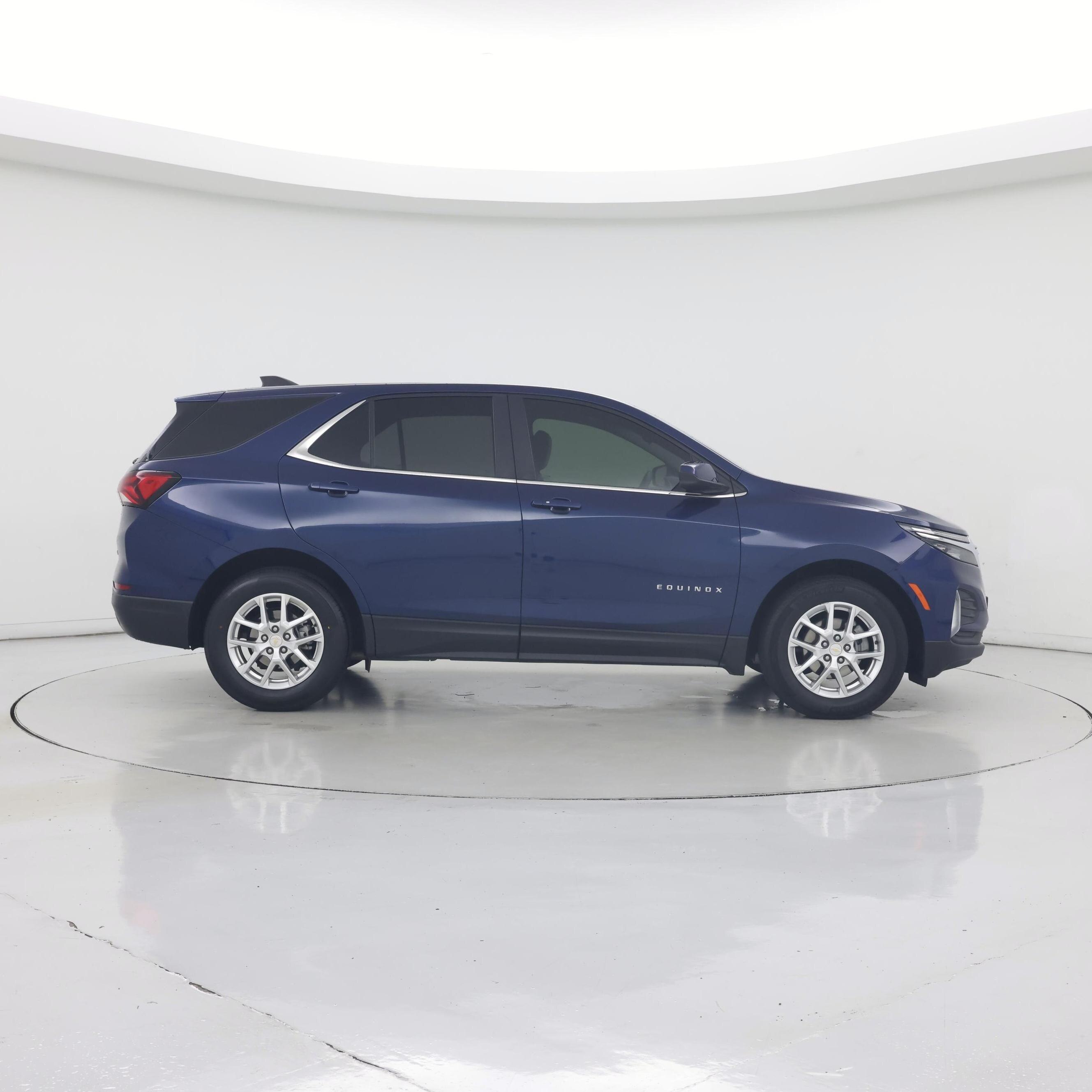 Thumbnail: 2022 Chevrolet Equinox - 7
