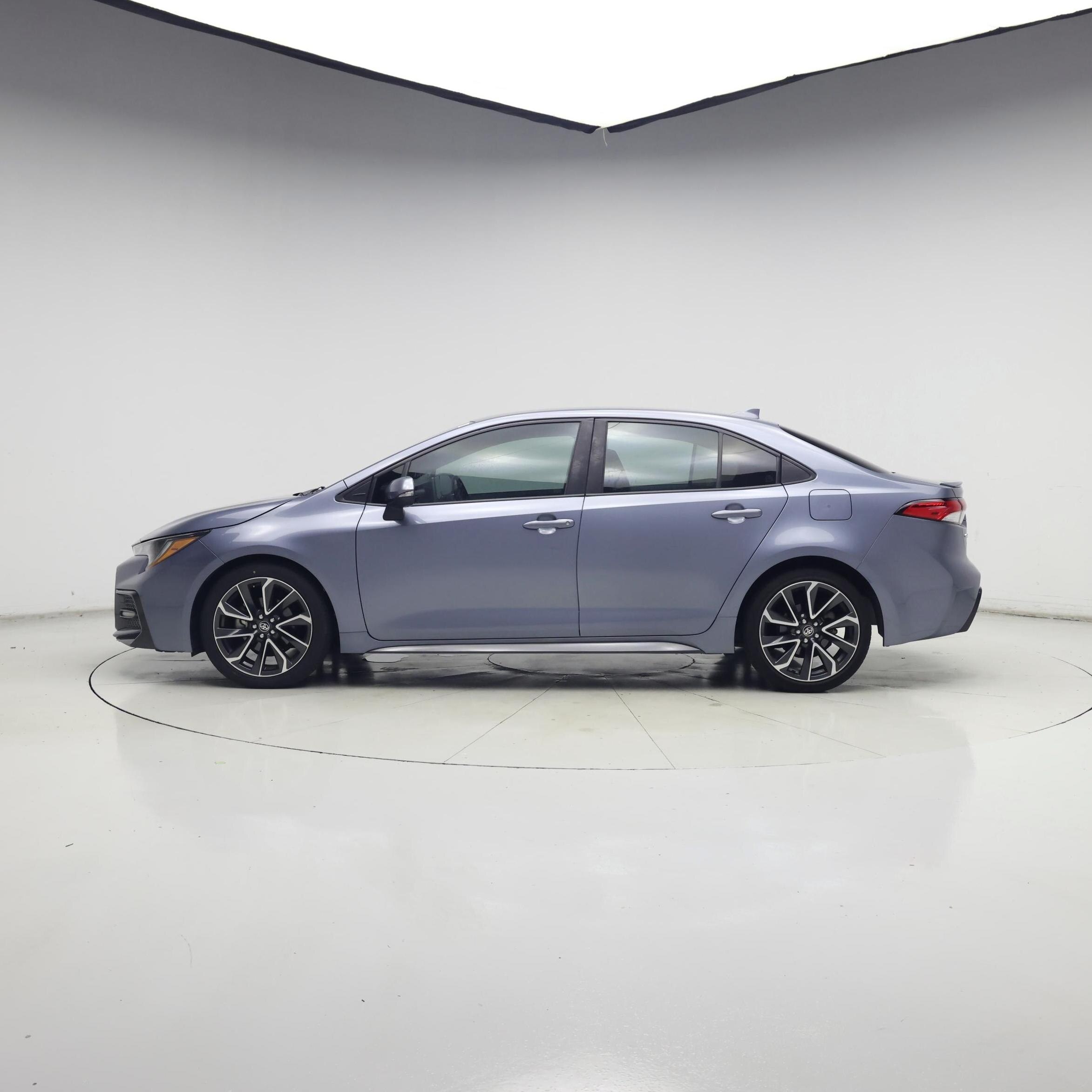 Thumbnail: 2021 Toyota Corolla - 3