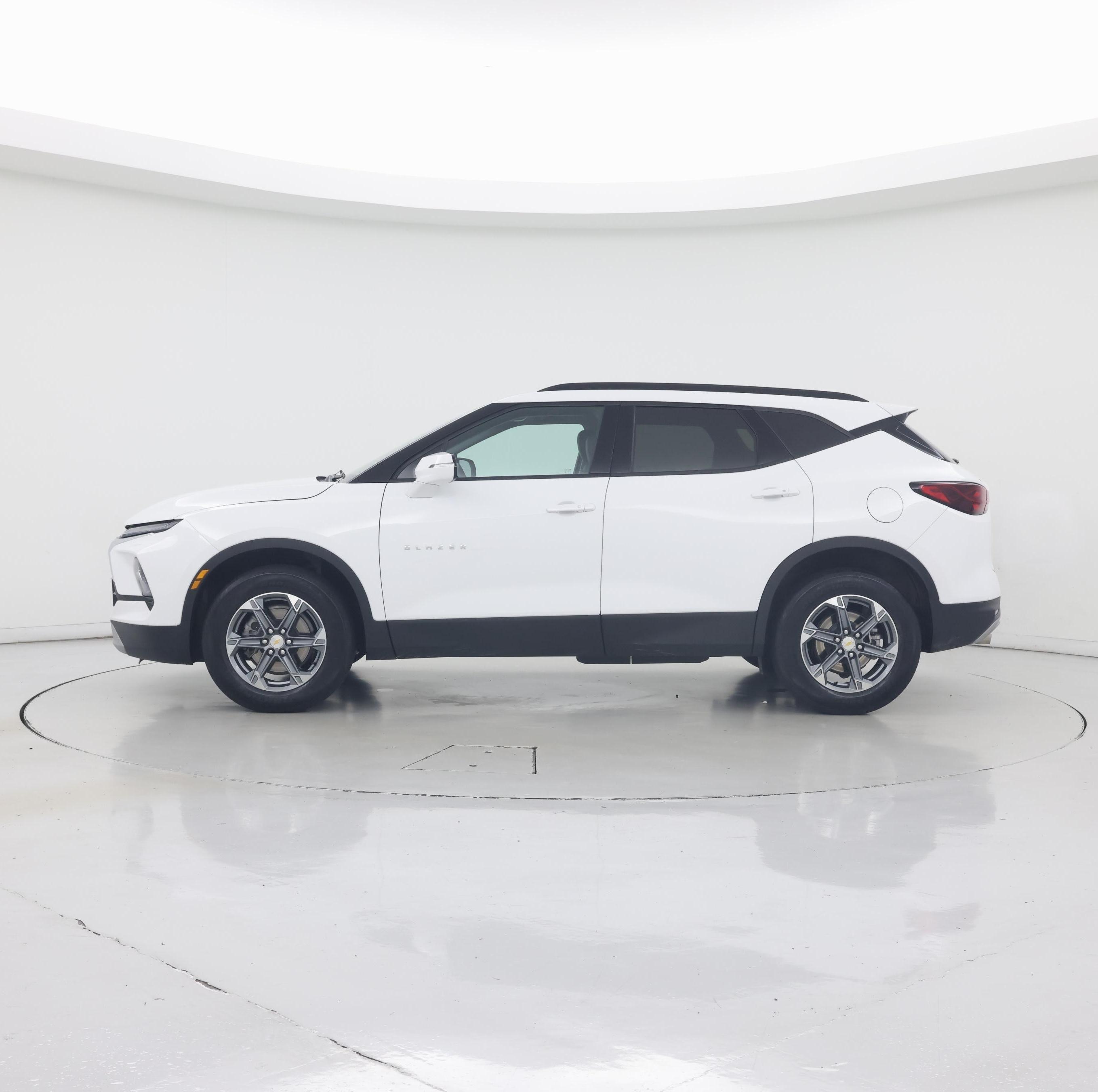 Thumbnail: 2024 Chevrolet Blazer - 3