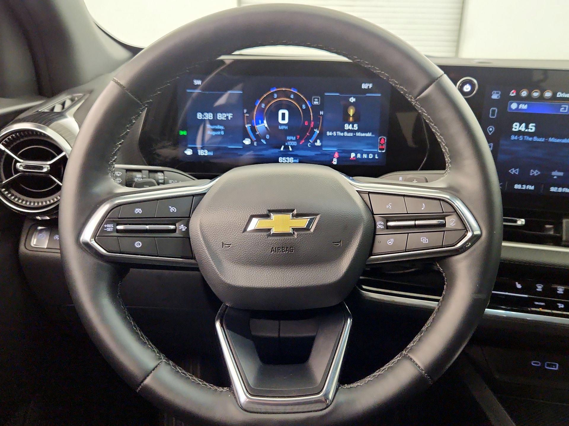 Thumbnail: 2026 Chevrolet Equinox - 10