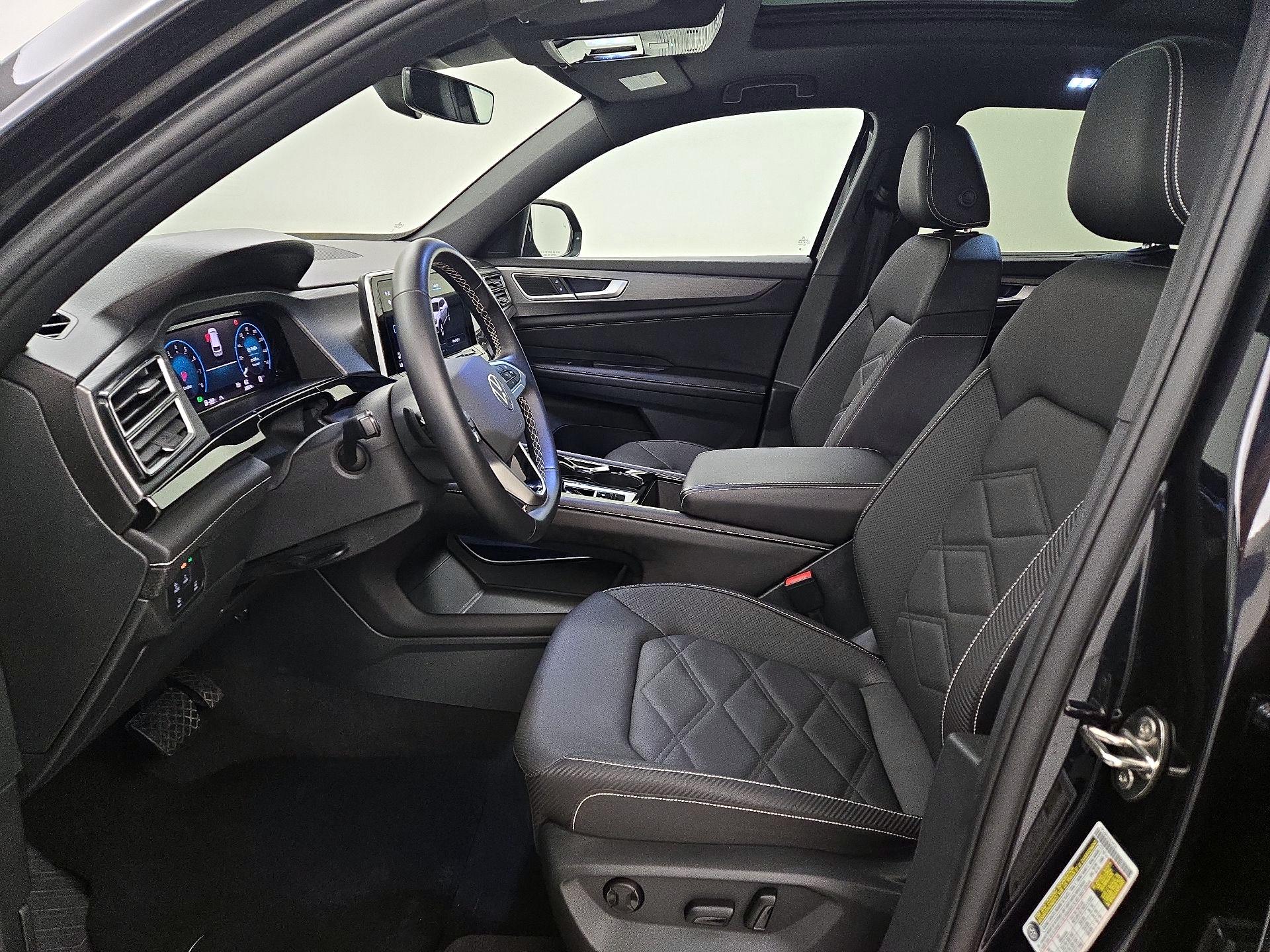 Thumbnail: 2025 Volkswagen Atlas - 11