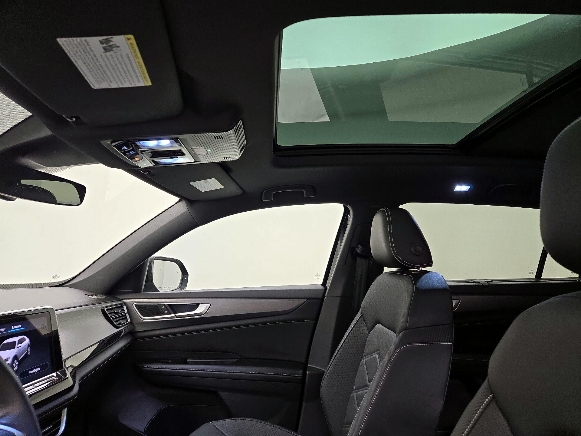 Thumbnail: 2025 Volkswagen Atlas - 19
