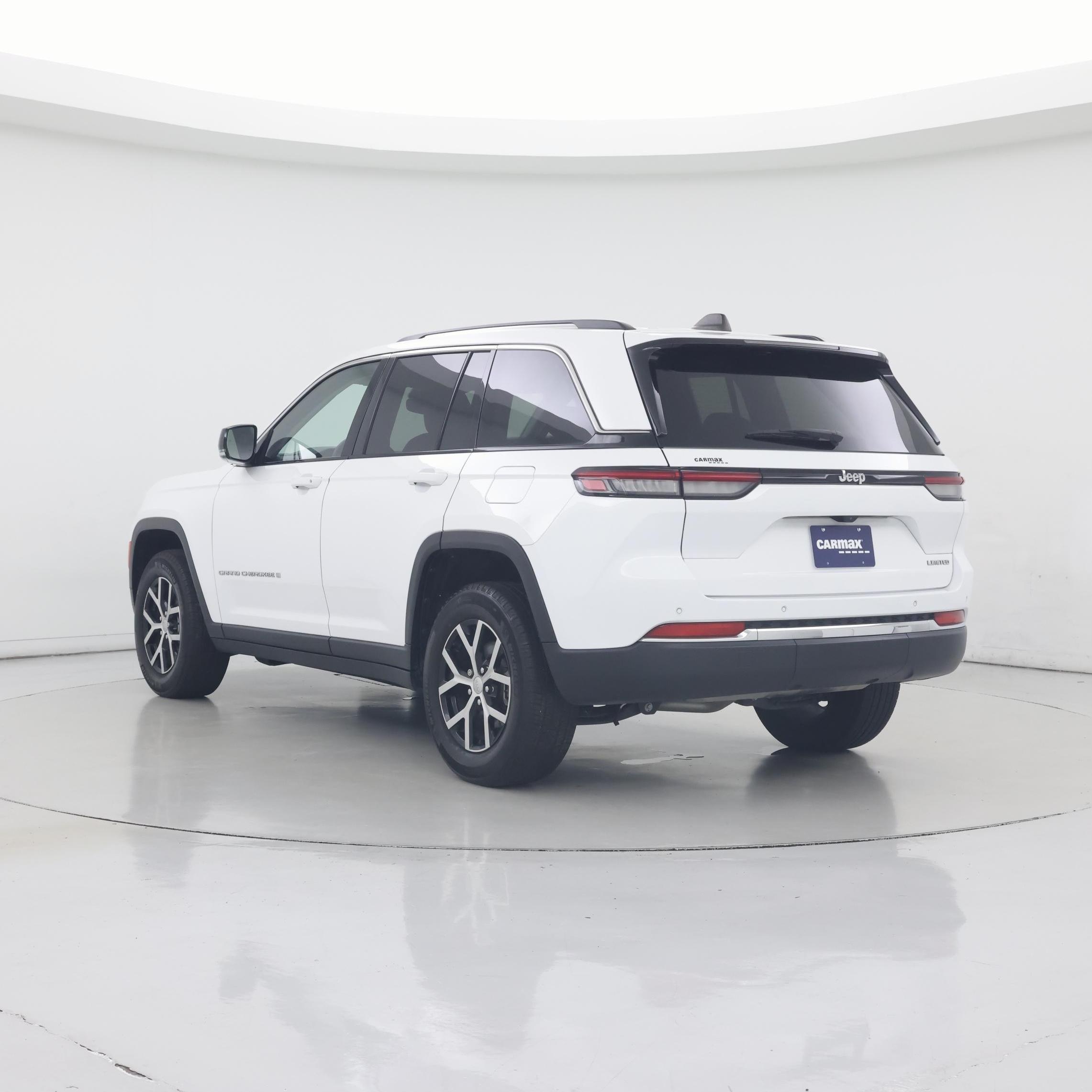 Thumbnail: 2023 Jeep Grand Cherokee - 2