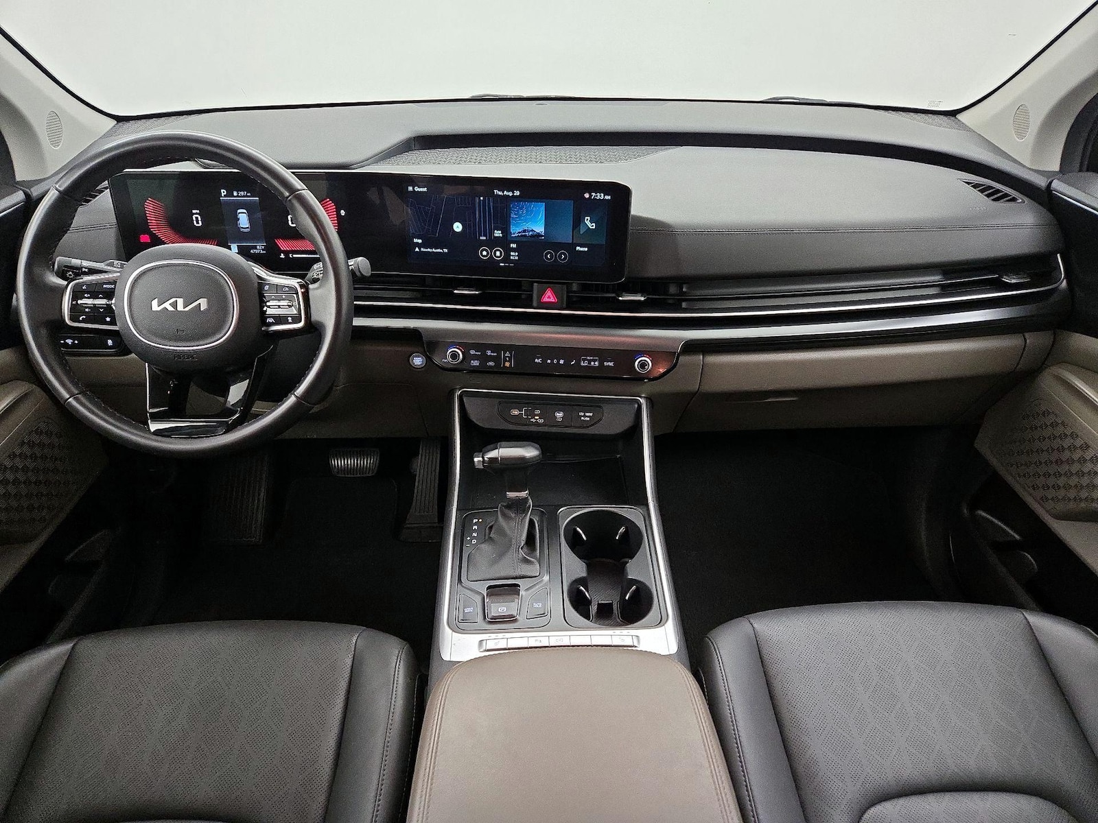2025 Kia Carnival LXS - Photo 10