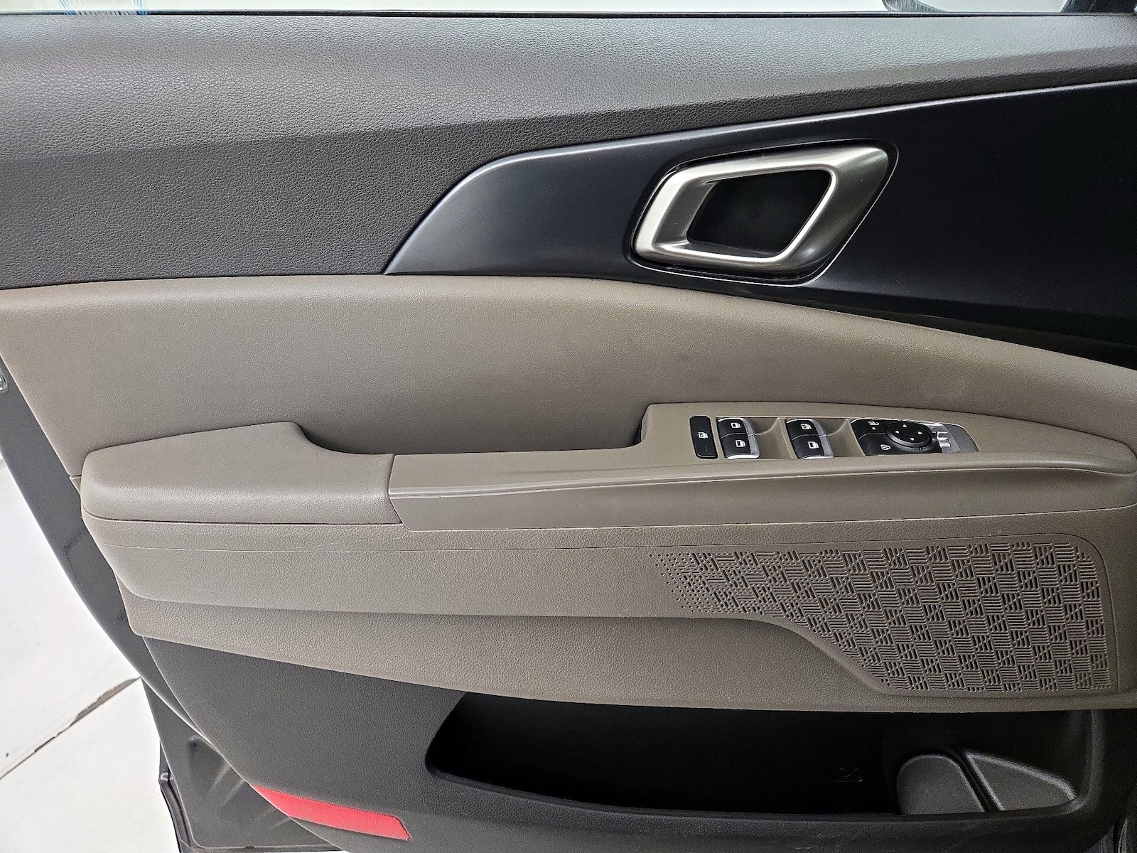 2025 Kia Carnival LXS - Photo 13