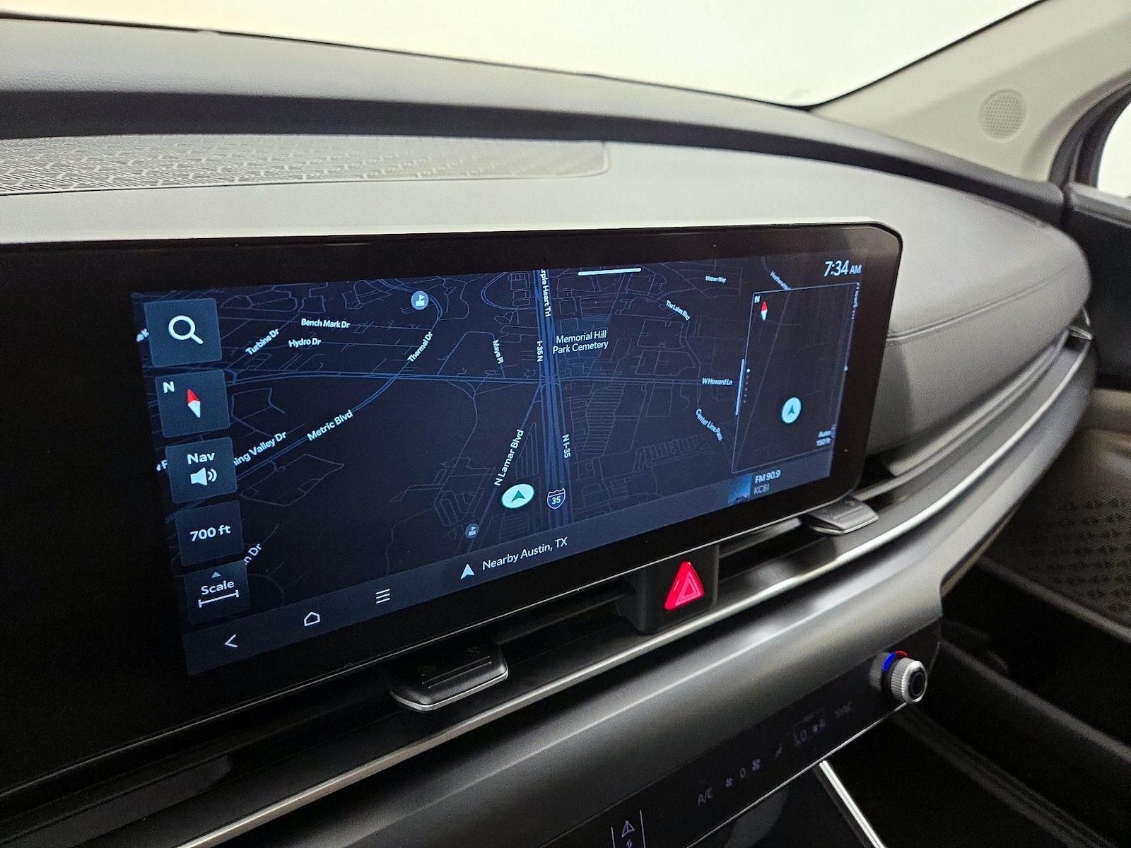 2025 Kia Carnival LXS - Photo 15