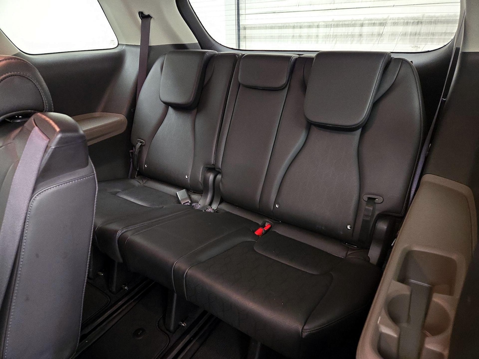 2025 Kia Carnival LXS - Photo 22