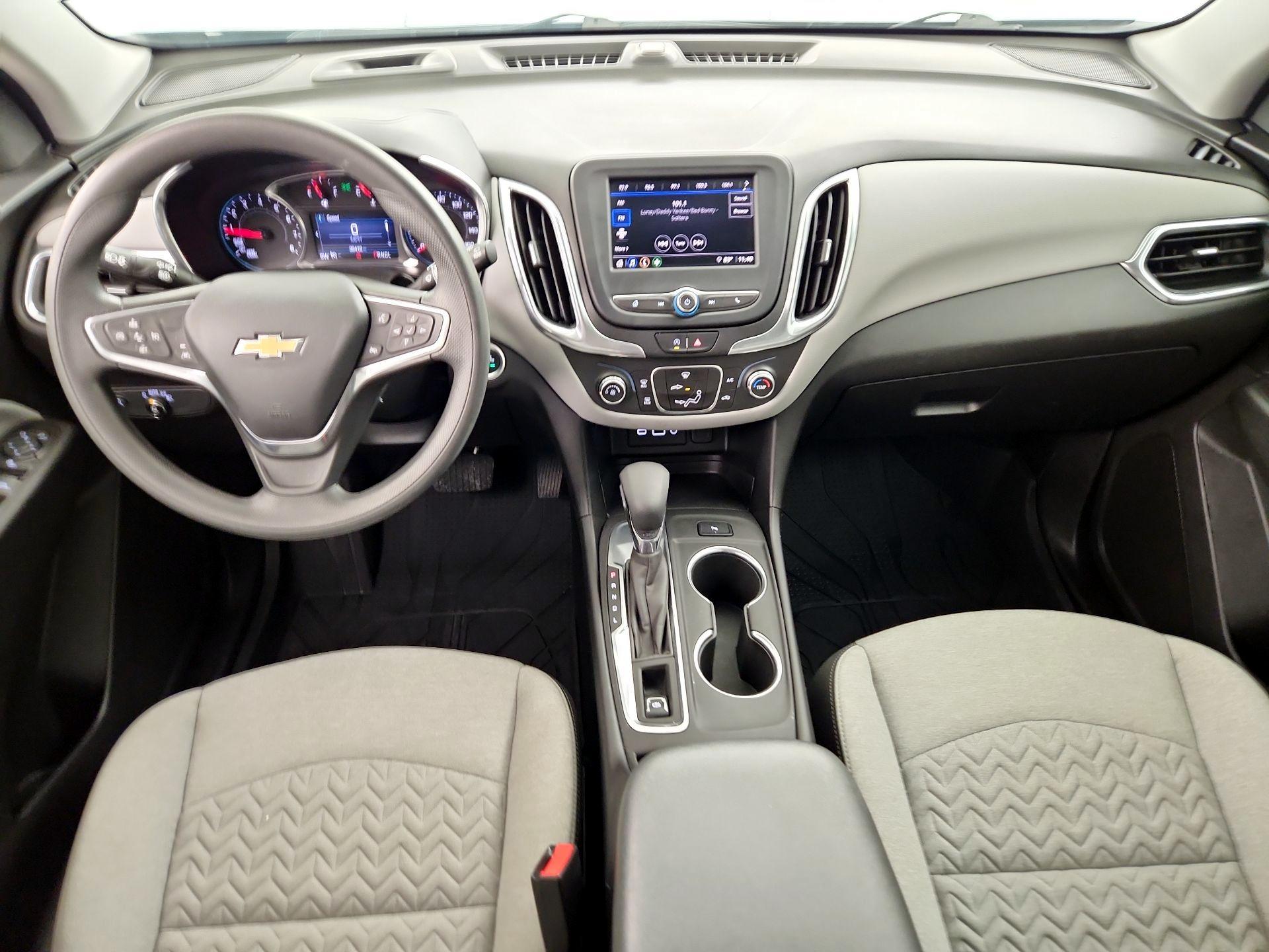 Thumbnail: 2022 Chevrolet Equinox - 9