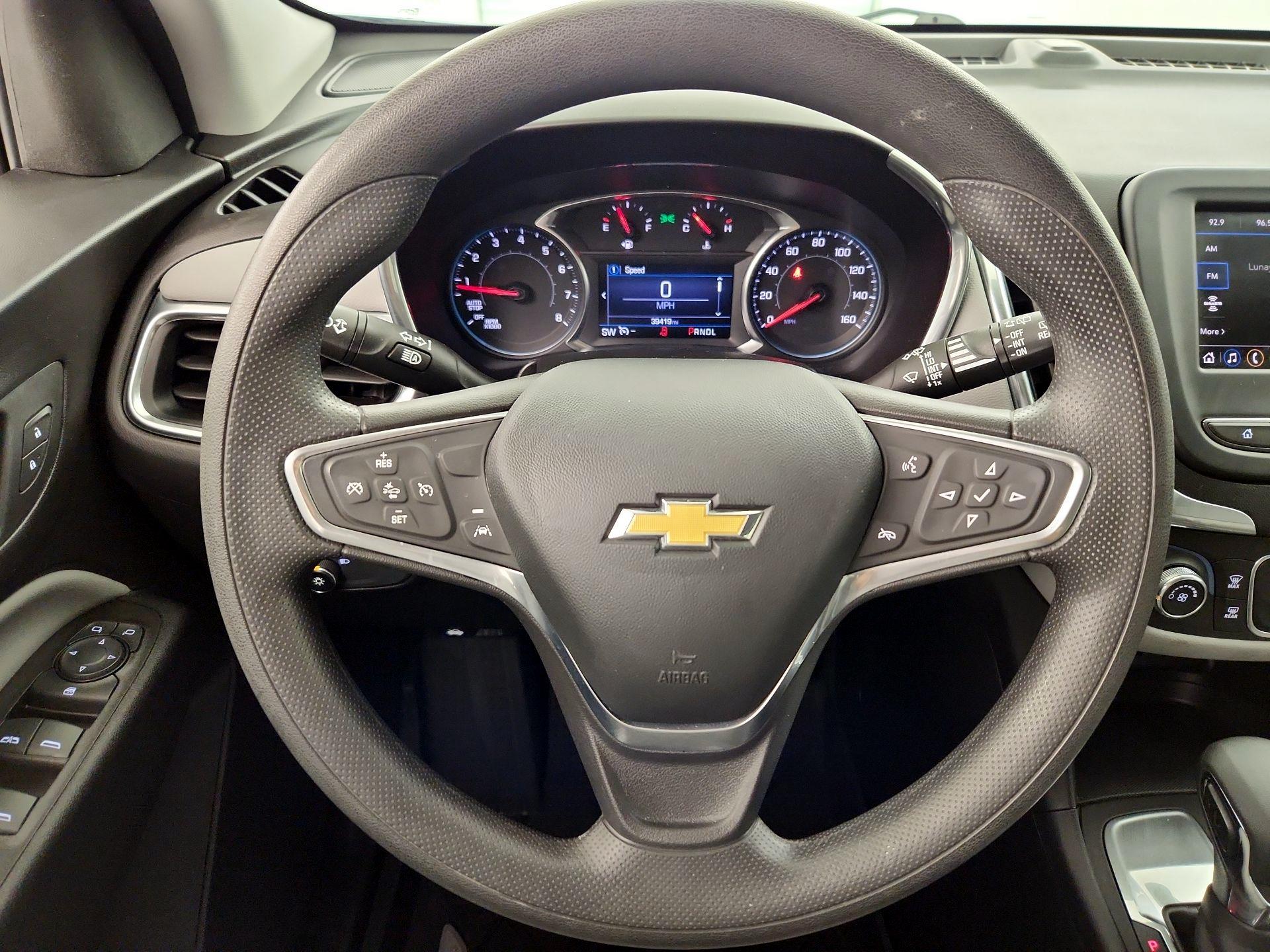 Thumbnail: 2022 Chevrolet Equinox - 10