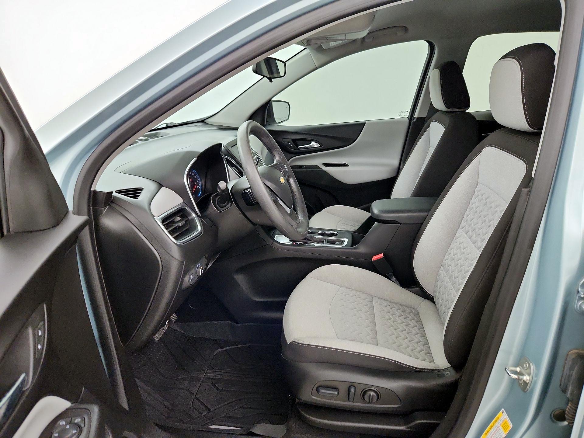 Thumbnail: 2022 Chevrolet Equinox - 11