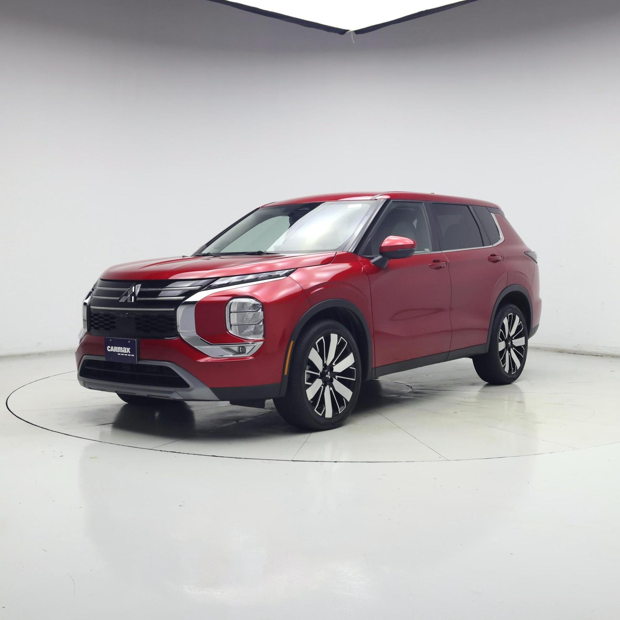 Thumbnail: 2025 Mitsubishi Outlander - 4