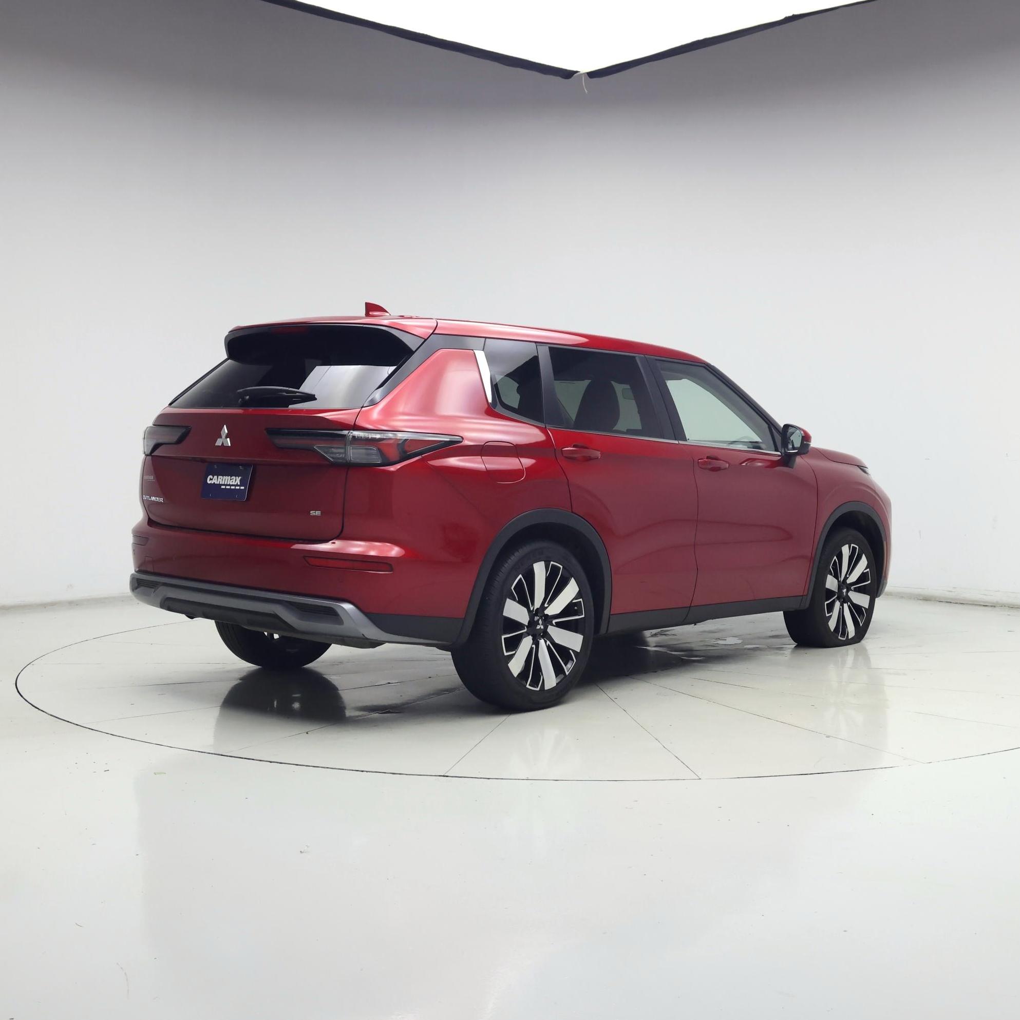 Thumbnail: 2025 Mitsubishi Outlander - 8