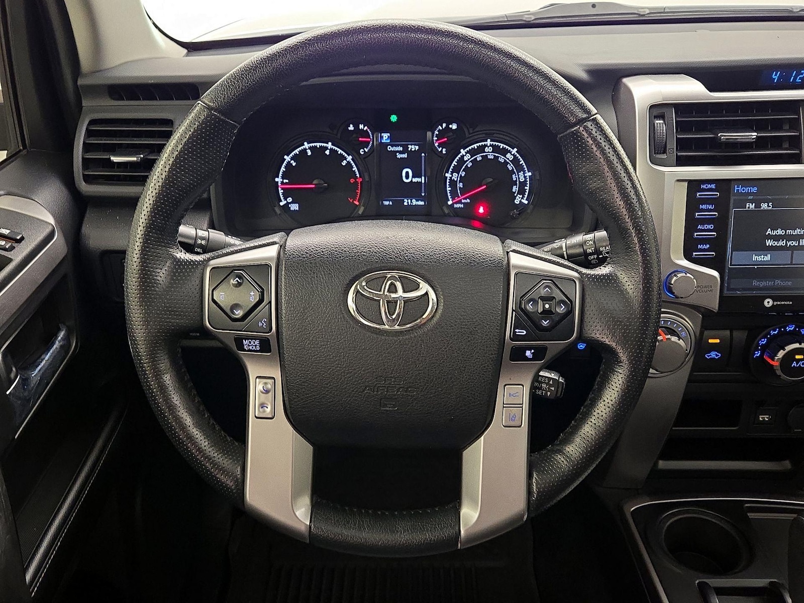 2023 Toyota 4Runner SR5 Premium - Photo 11