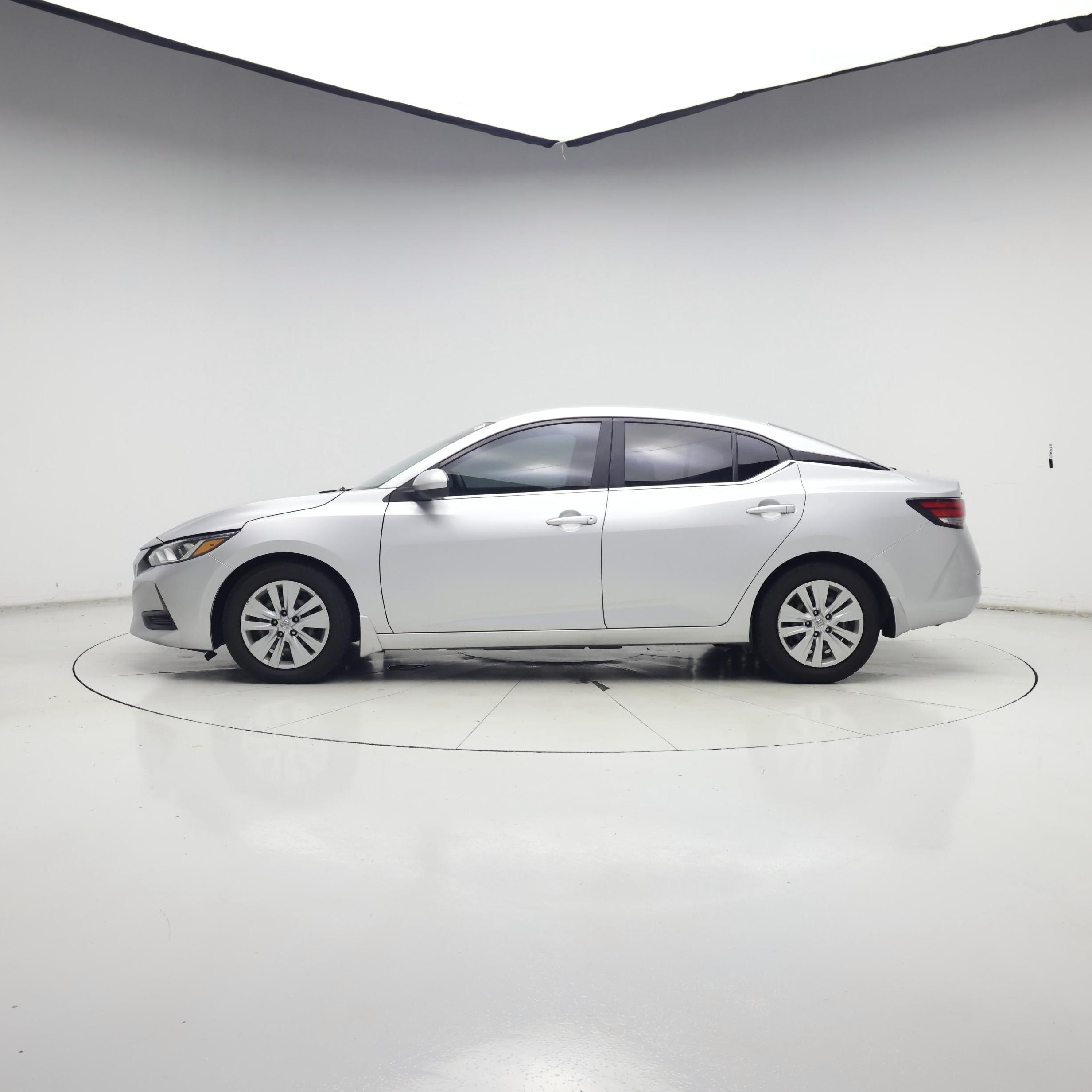 Thumbnail: 2023 Nissan Sentra - 3