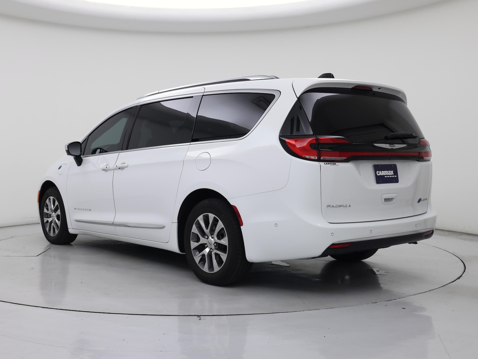 2025 Chrysler Pacifica PHEV Pinnacle - Photo 3
