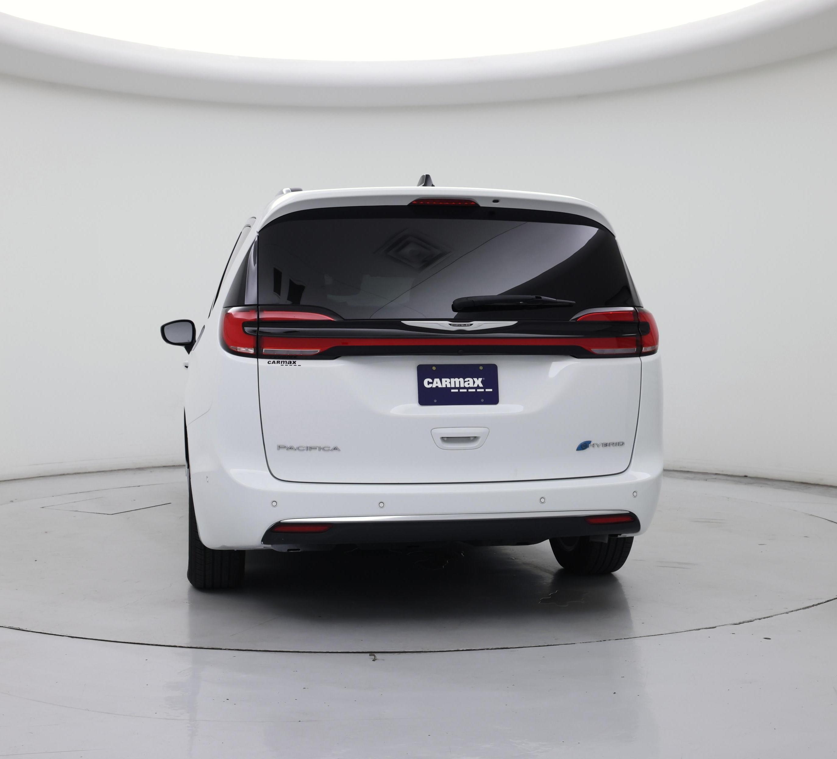 Thumbnail: 2025 Chrysler Pacifica - 6