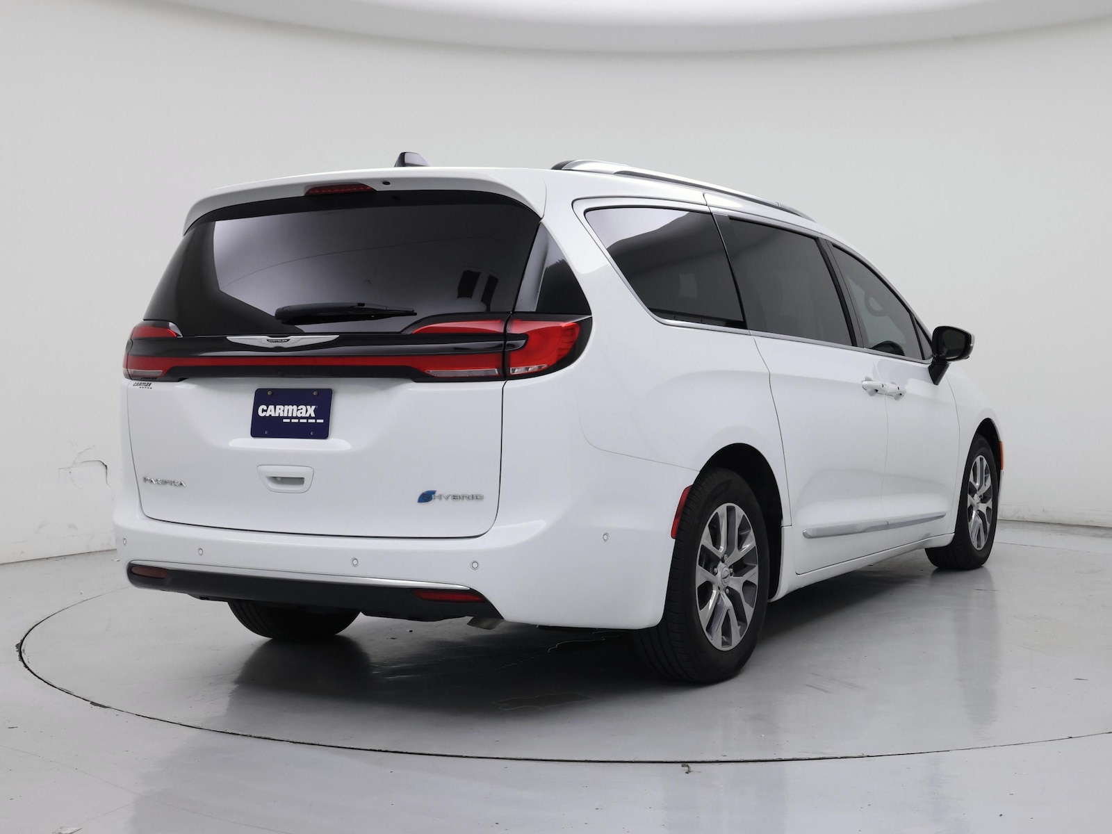 2025 Chrysler Pacifica PHEV Pinnacle - Photo 9