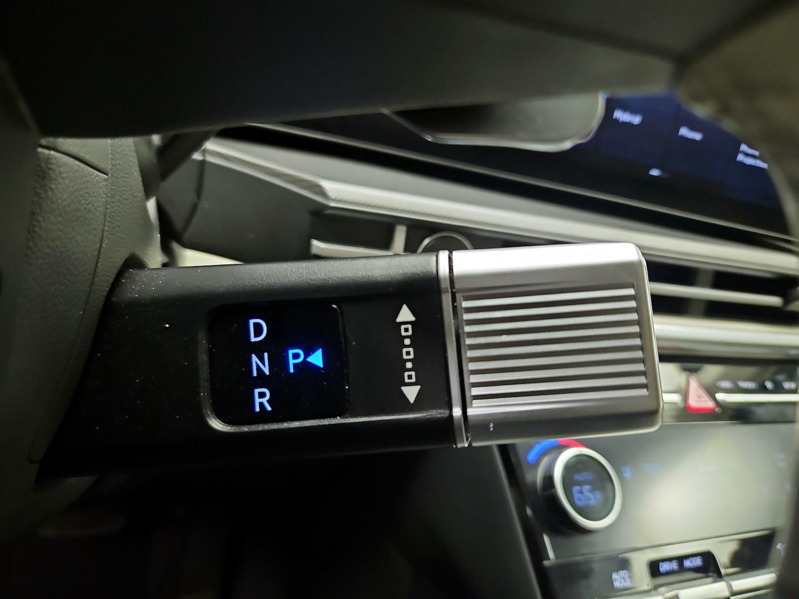 2025 Hyundai Santa Fe SEL - Photo 17