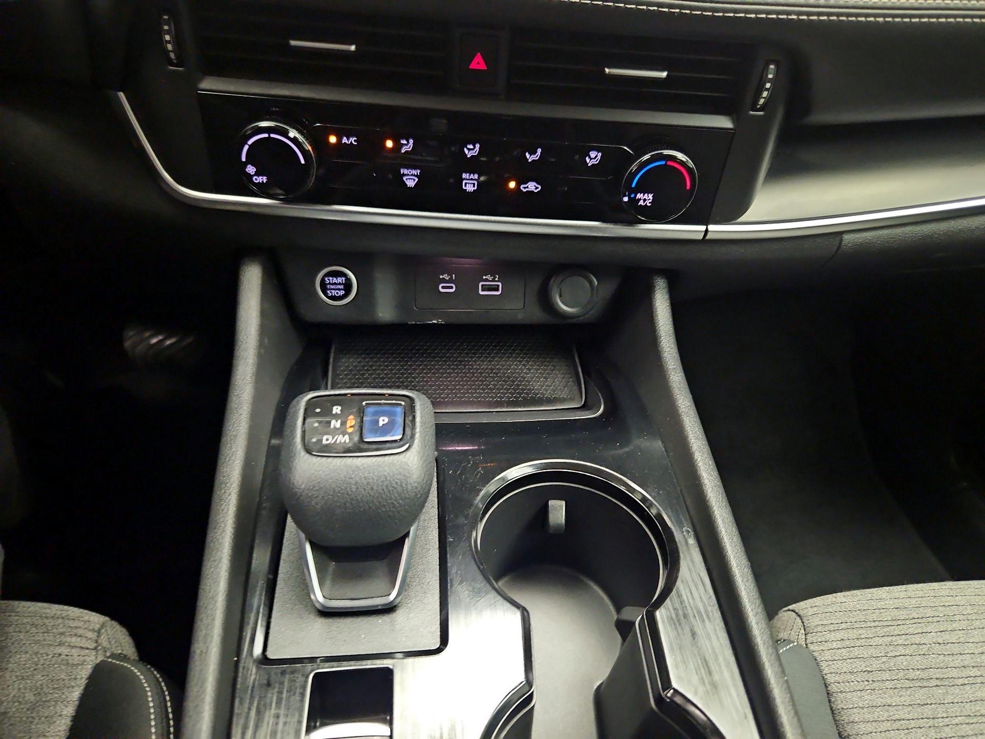 Thumbnail: 2021 Nissan Rogue - 16