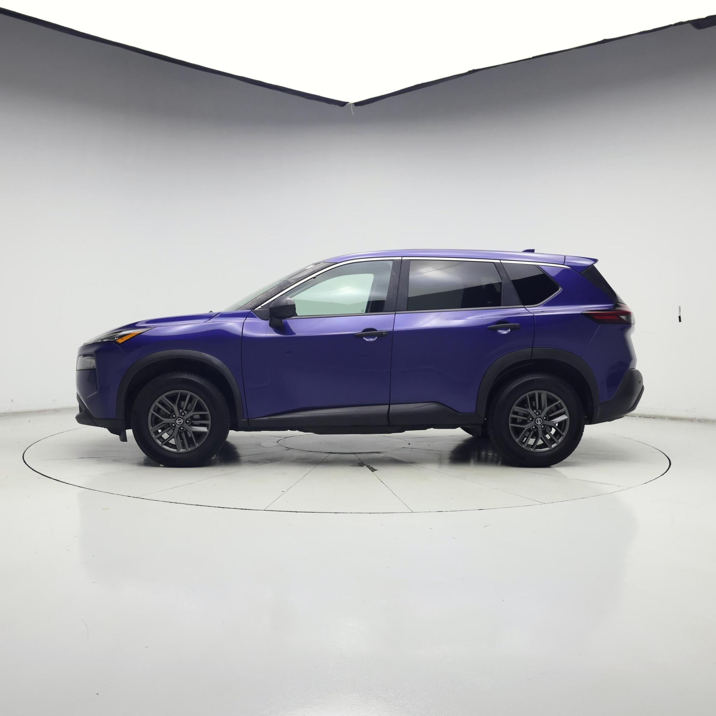Thumbnail: 2021 Nissan Rogue - 3
