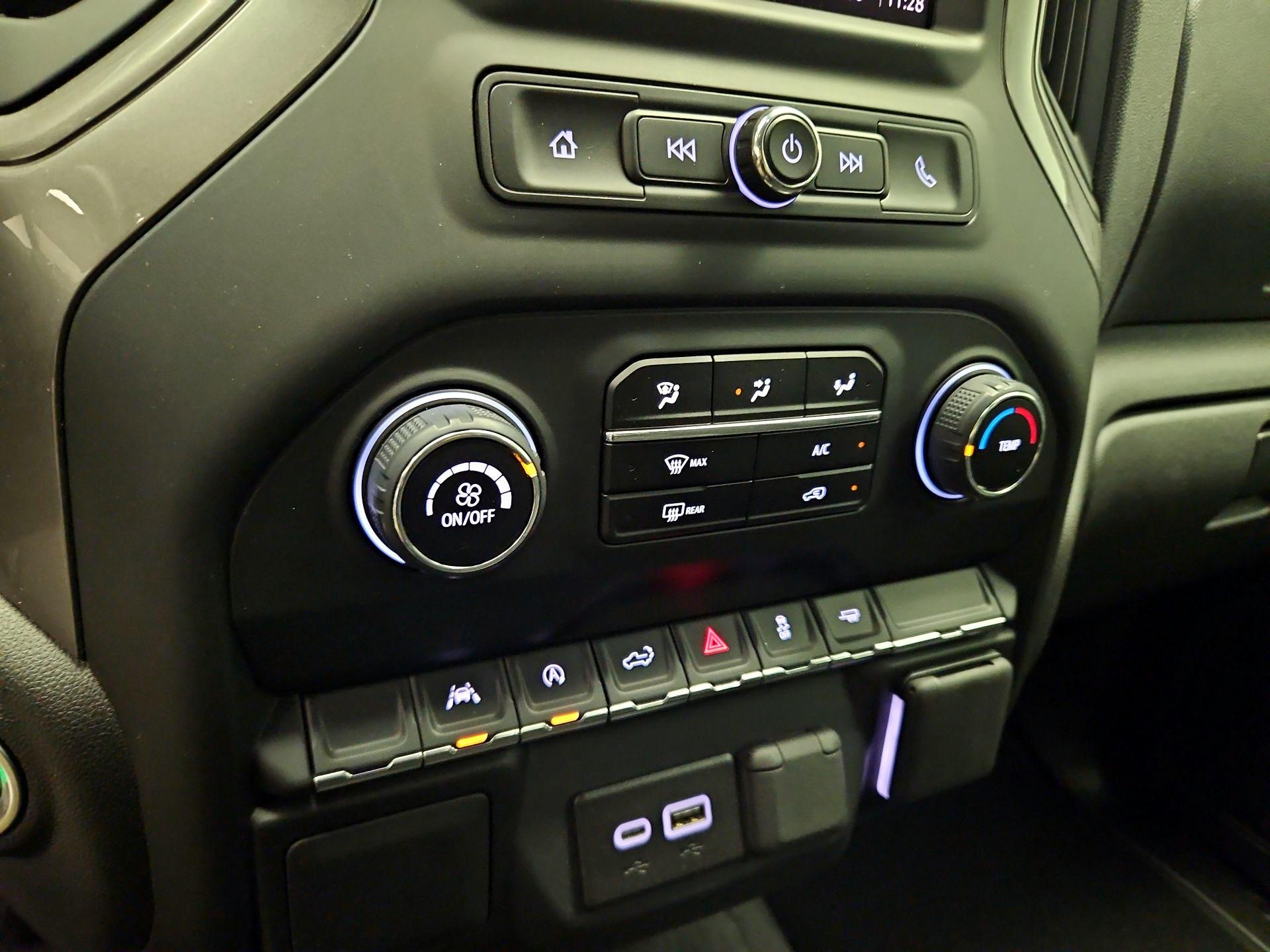 Thumbnail: 2024 Chevrolet Silverado 1500 - 16