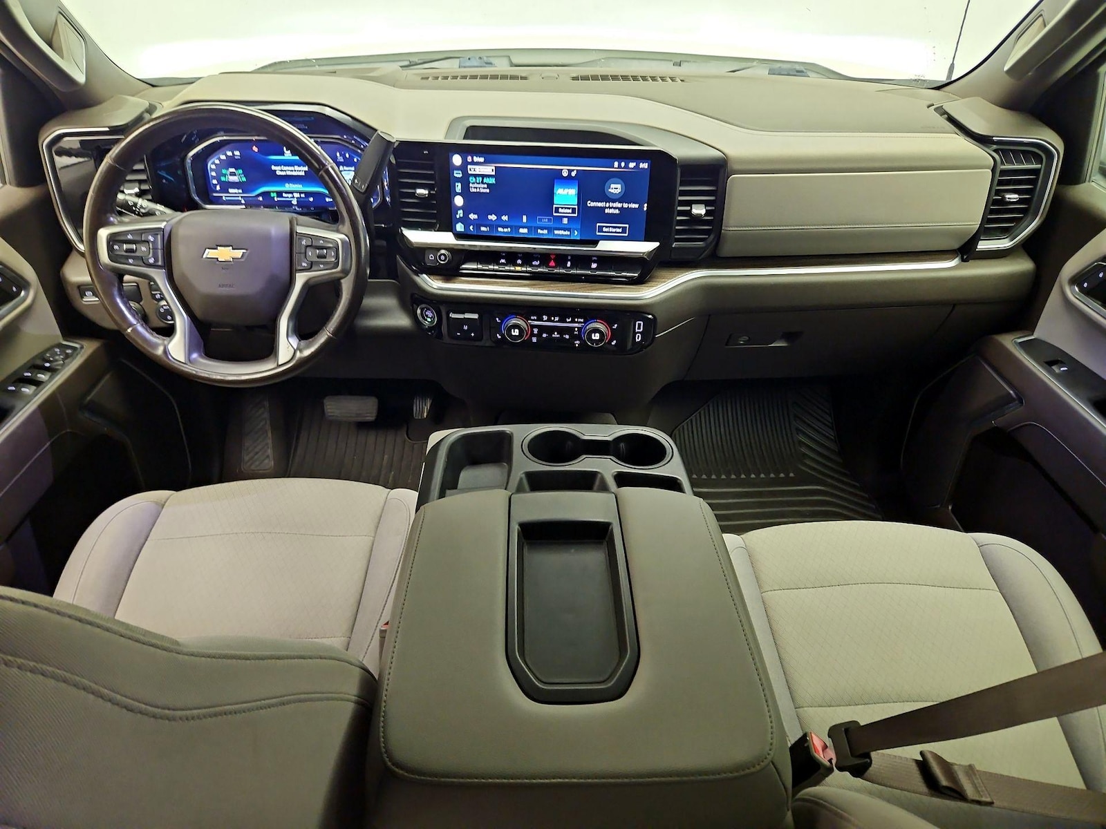 2022 Chevrolet Silverado 1500 LT - Photo 10