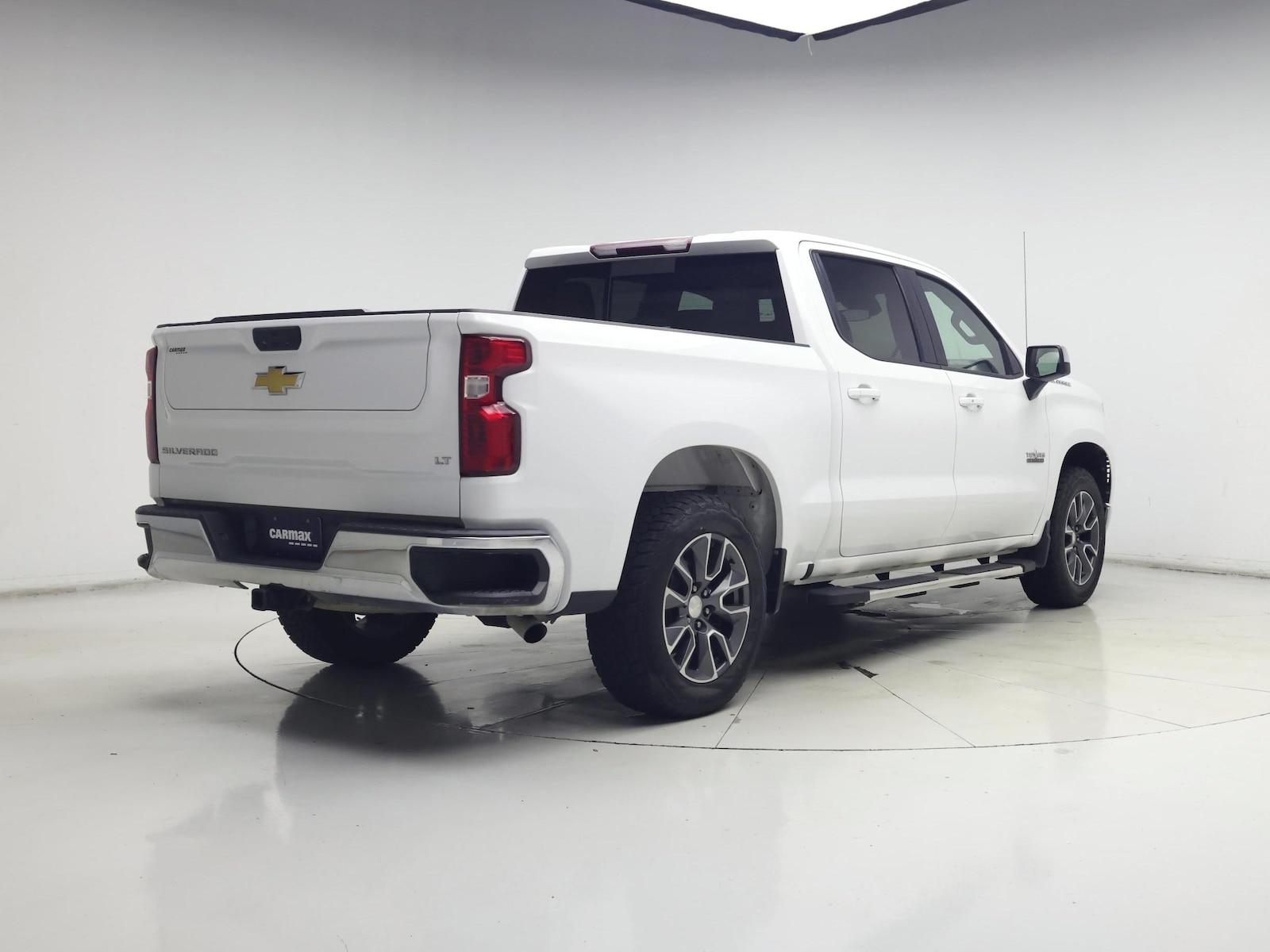 2022 Chevrolet Silverado 1500 LT - Photo 9