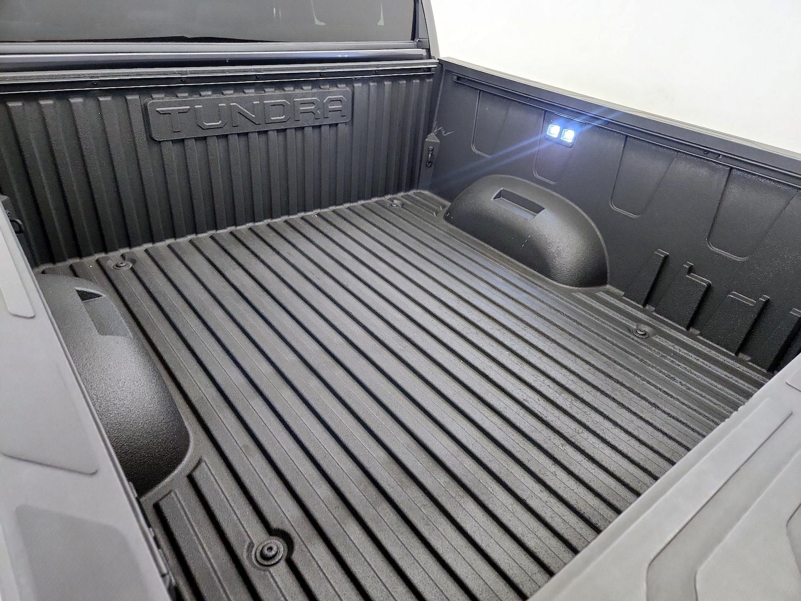 2025 Toyota Tundra SR5 - Photo 21