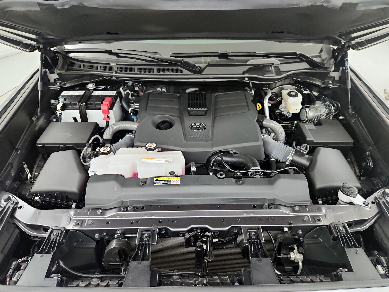 2025 Toyota Tundra SR5 - Photo 22