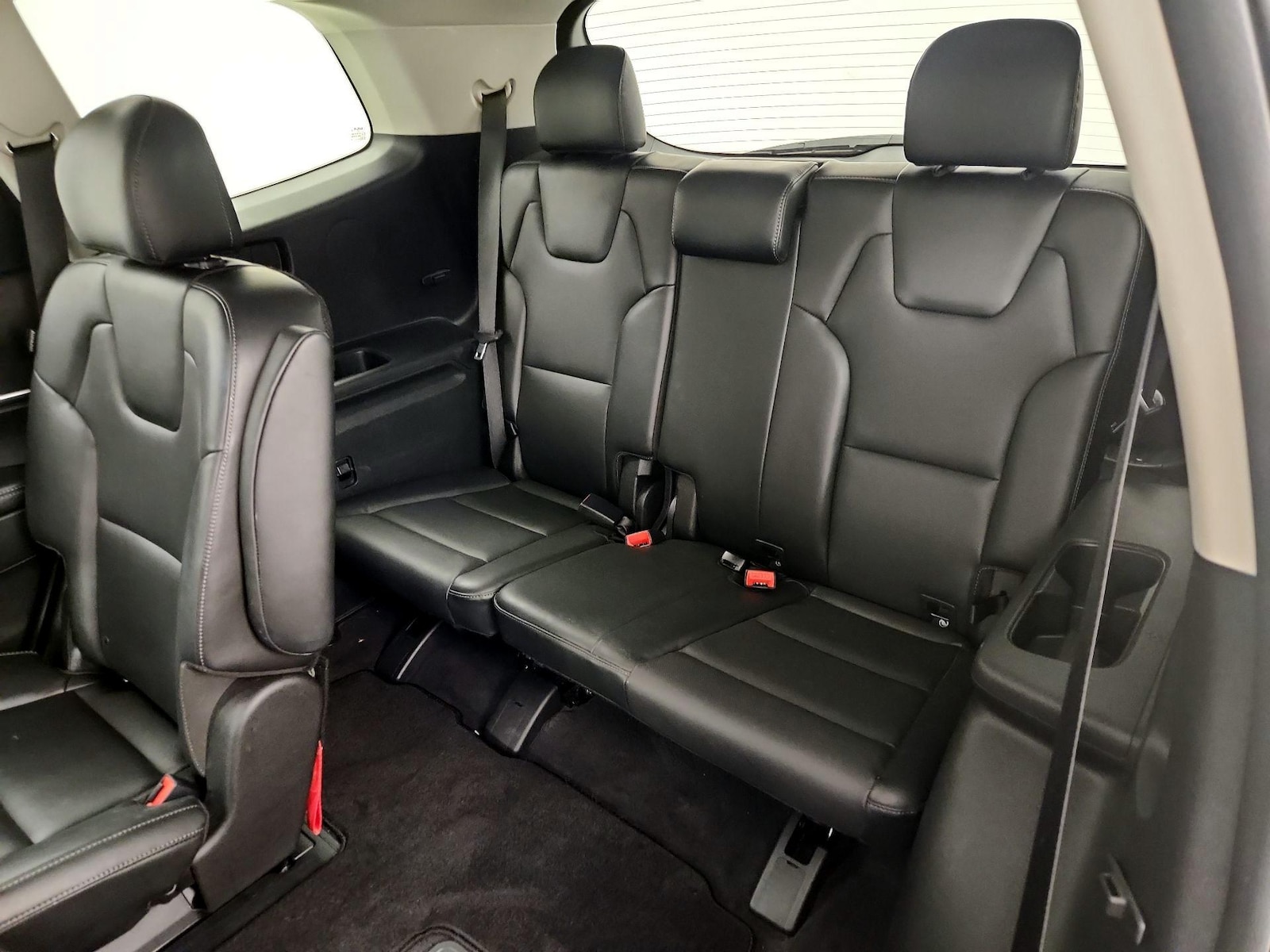 2025 Kia Telluride S - Photo 23