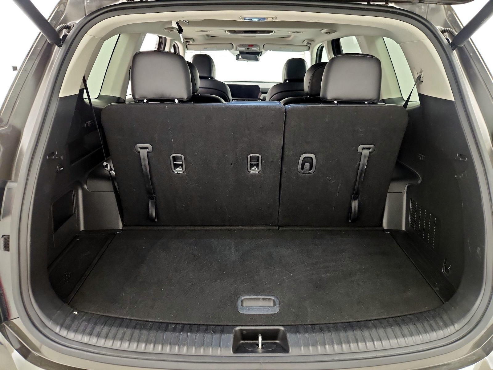 2025 Kia Telluride S - Photo 24