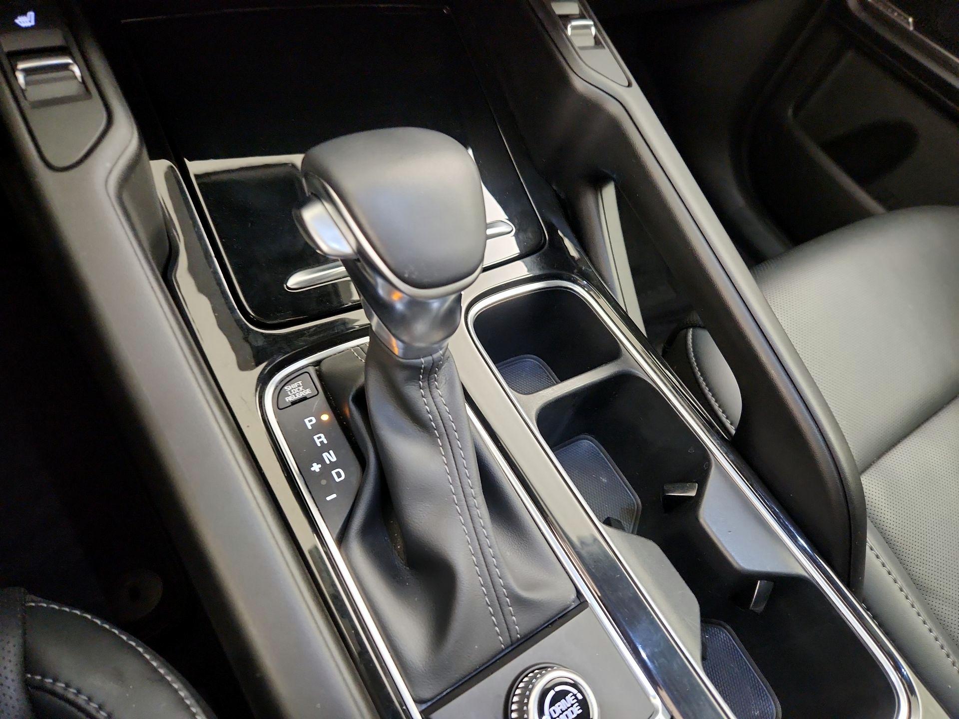 Thumbnail: 2025 Kia Telluride - 18