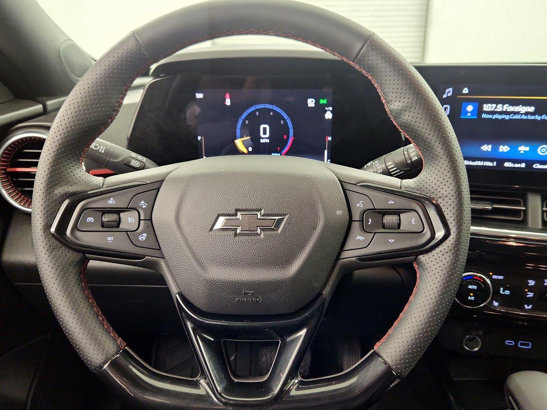 Thumbnail: 2025 Chevrolet Trax - 10
