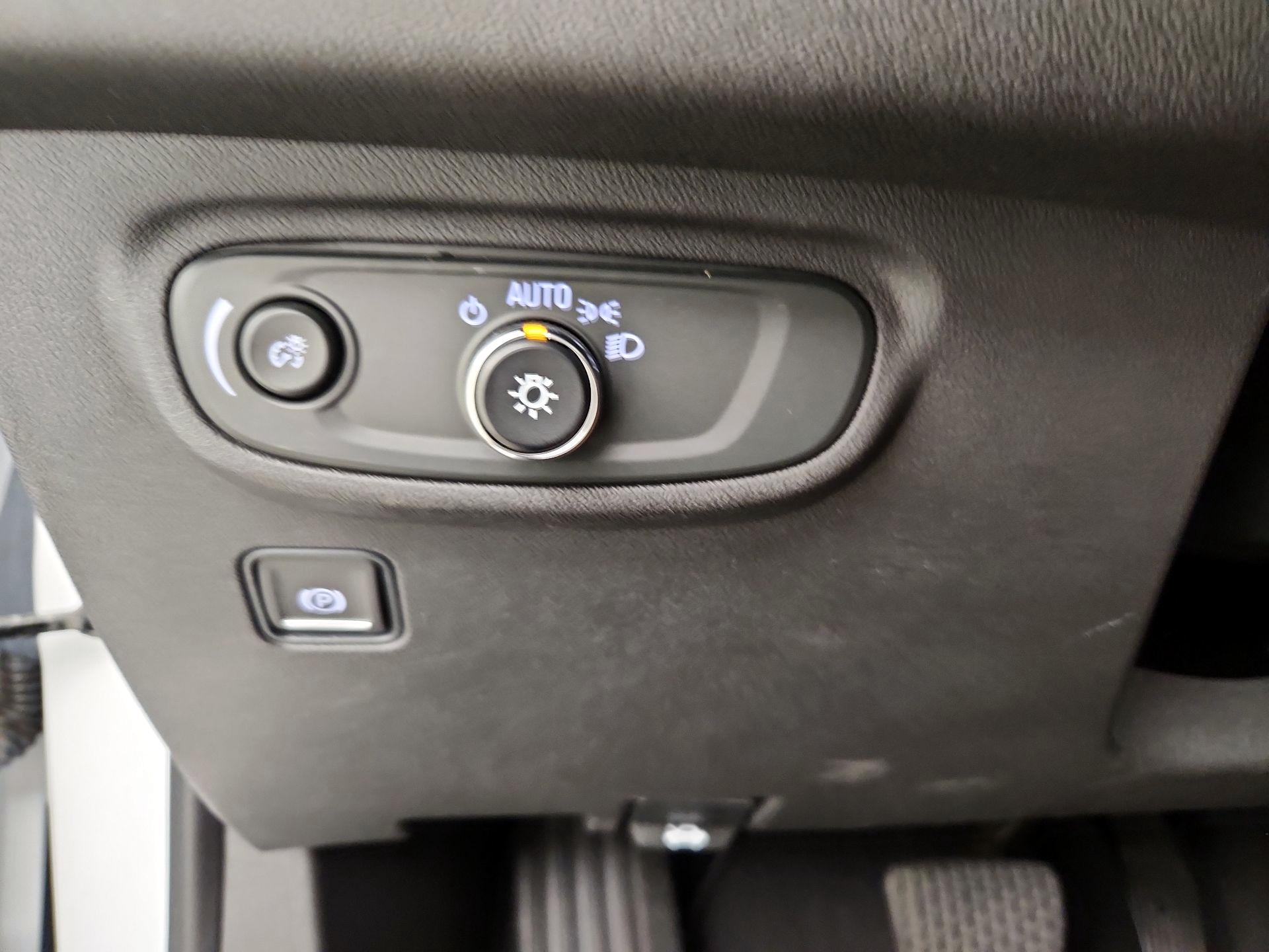 Thumbnail: 2023 GMC Terrain - 13
