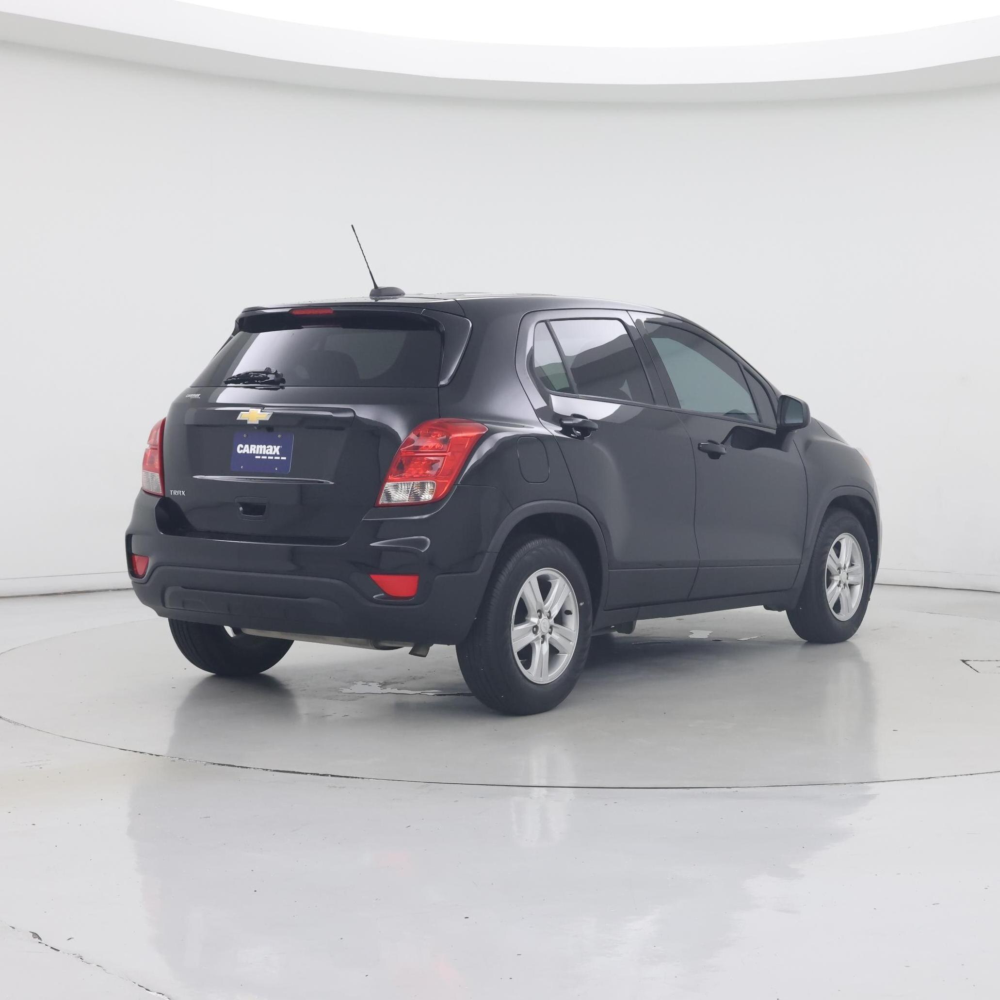 Thumbnail: 2022 Chevrolet Trax - 8