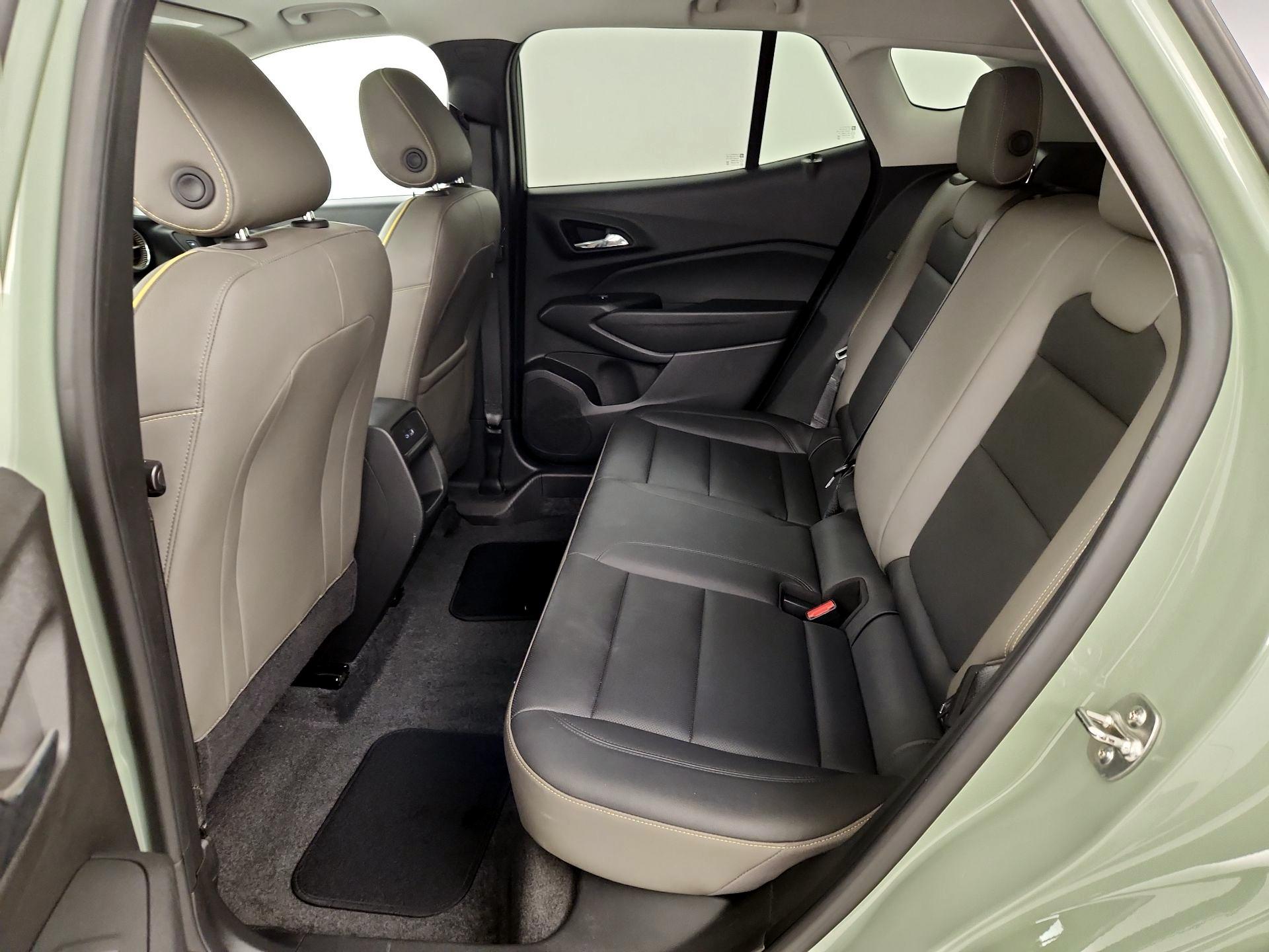 Thumbnail: 2024 Chevrolet Trax - 20